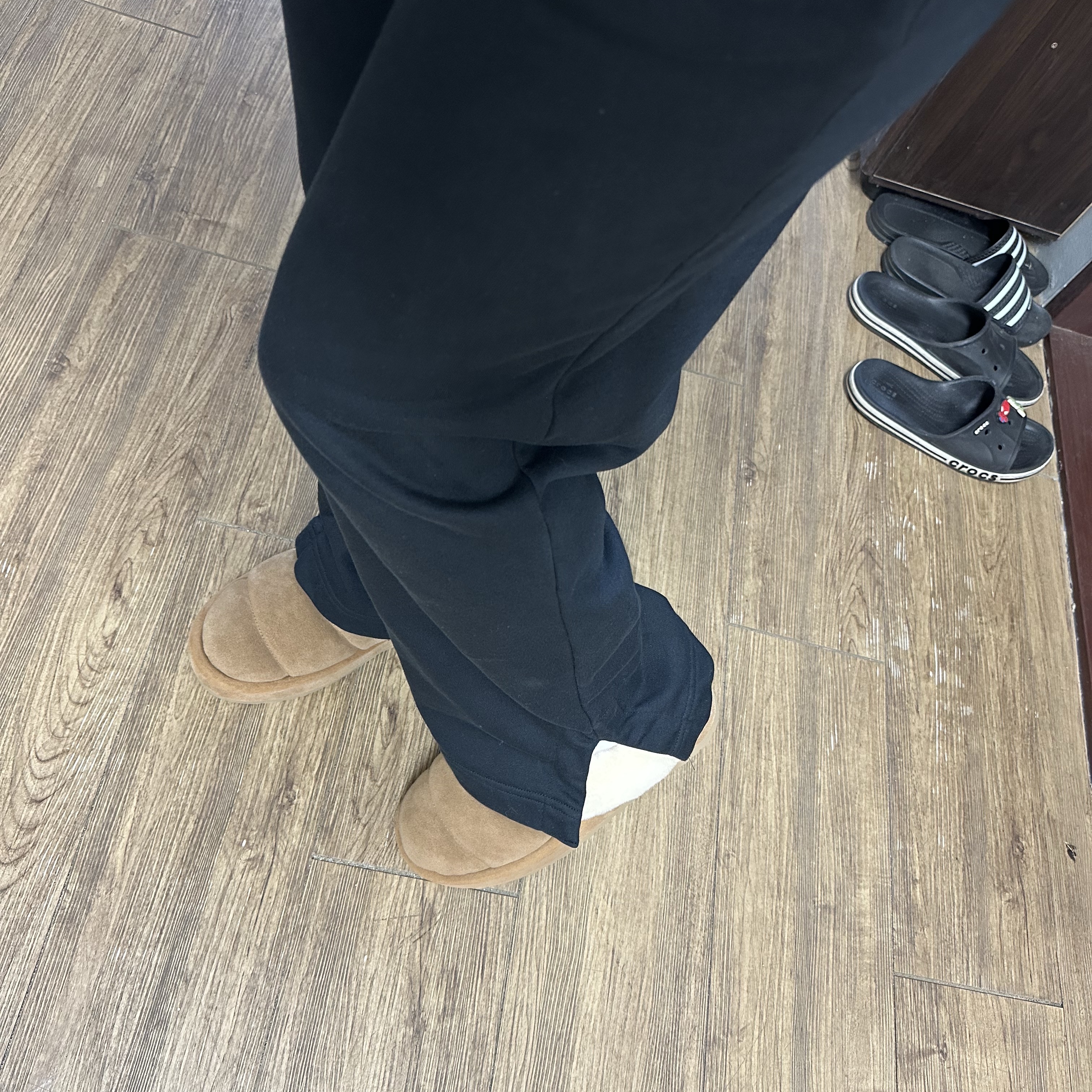 (W) UGG Tazzlita Chestnut 착용 스타일