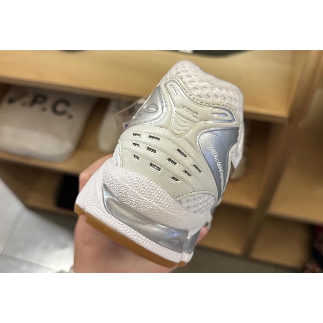 Asics Gel-Kayano 14 Cream Black, (W) Asics Gel-Kayano 14 White Midnight 착용 스타일 - 4