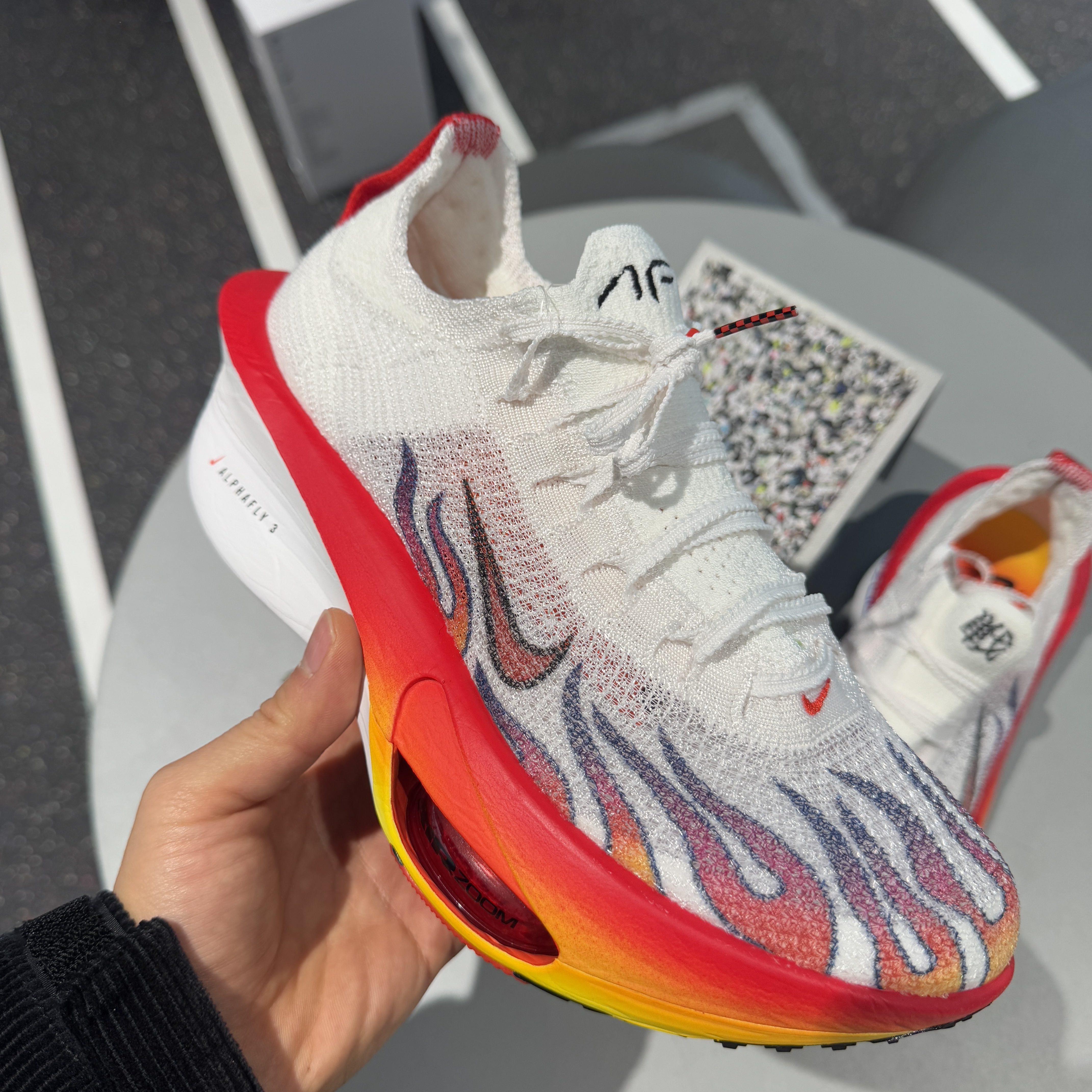 Nike Air Zoom Alphafly Next% 3 PRM White Habanero Red 착용 스타일 - 1
