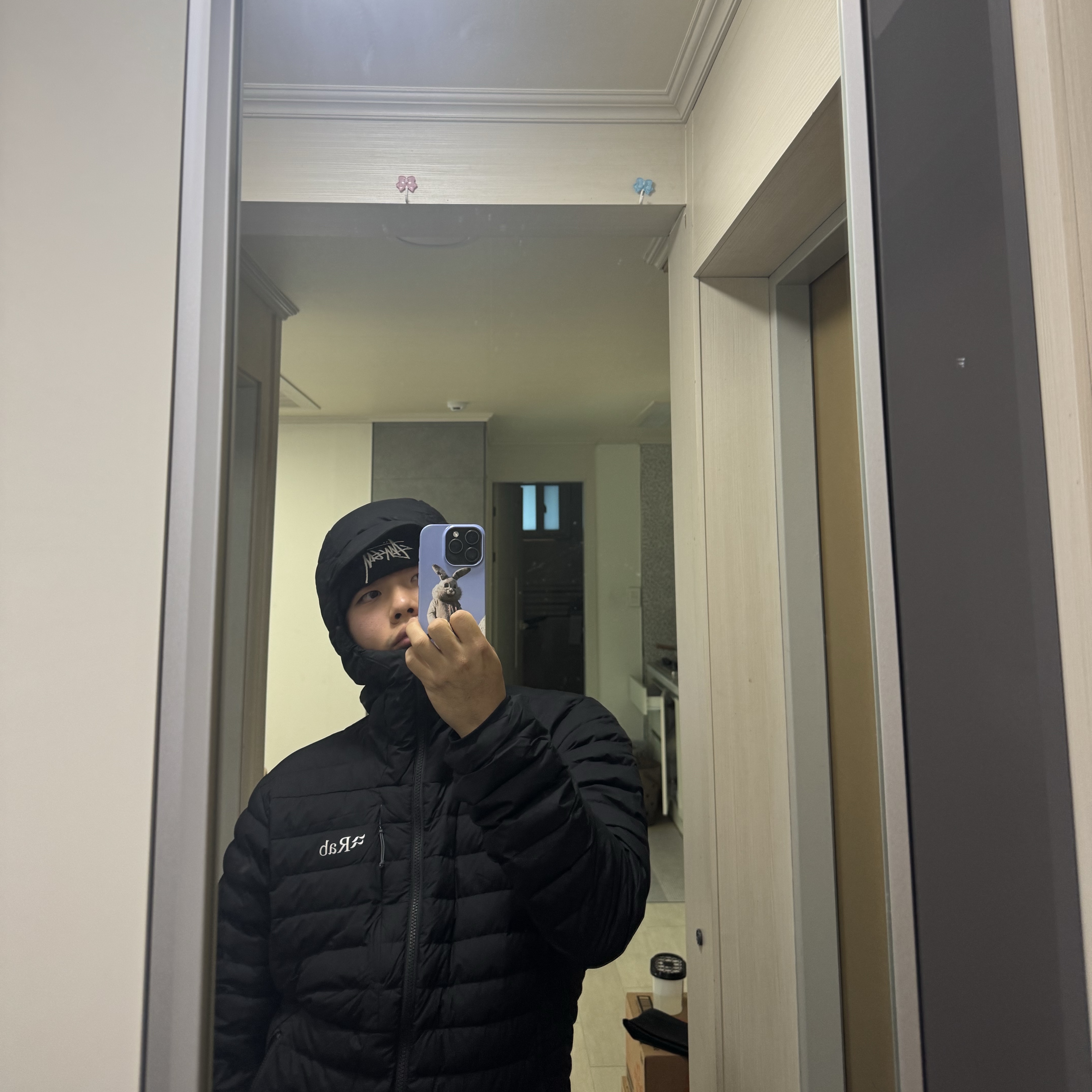 Rab Infinity Microlight Down Jacket Black, Nike x Stussy NRG Cuffed Beanie Black 착용 스타일 - 1
