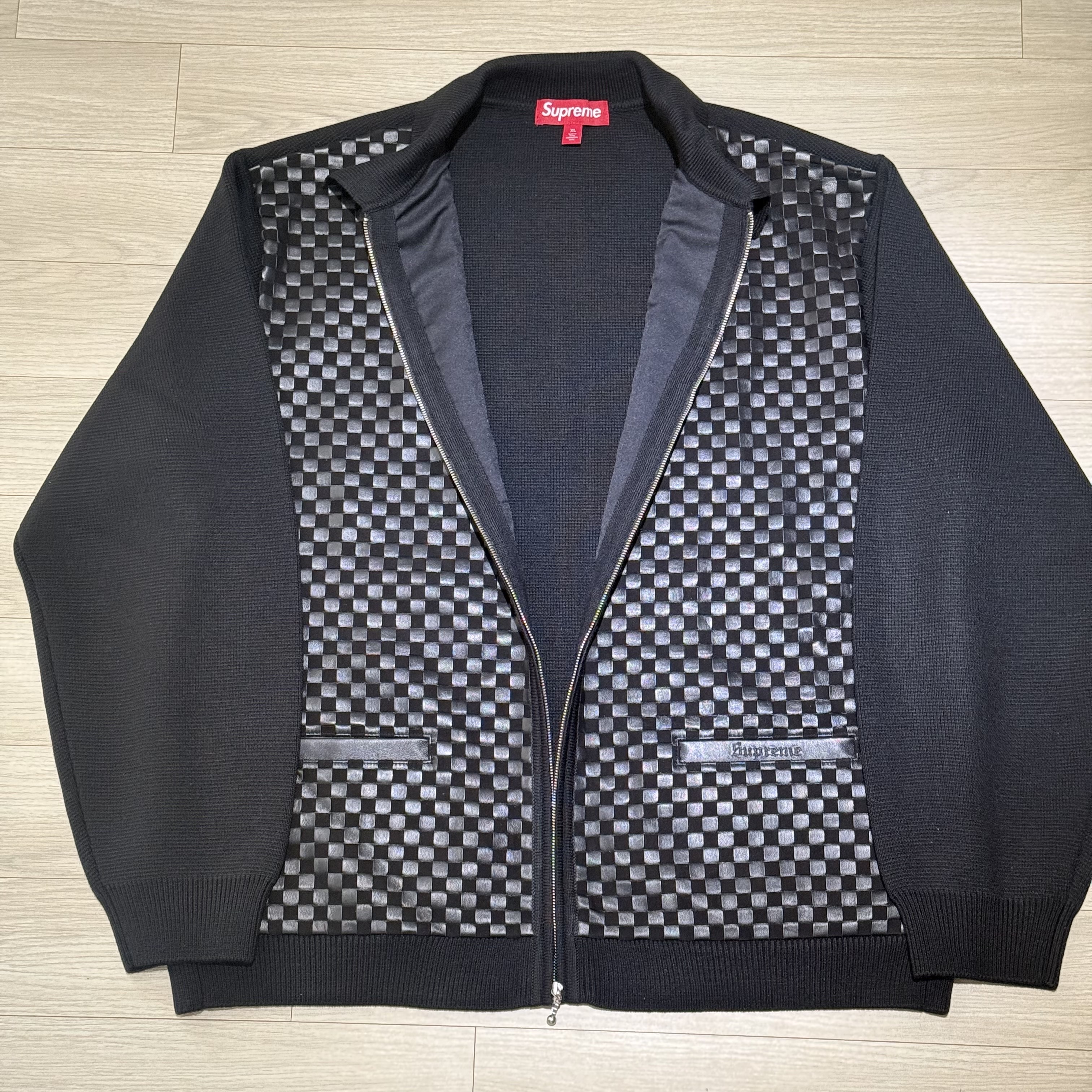 Supreme Woven Leather Zip Up Cardigan Black - 24FW, Supreme Woven Leather Varsity Jacket Black - 23FW 착용 스타일 - 2