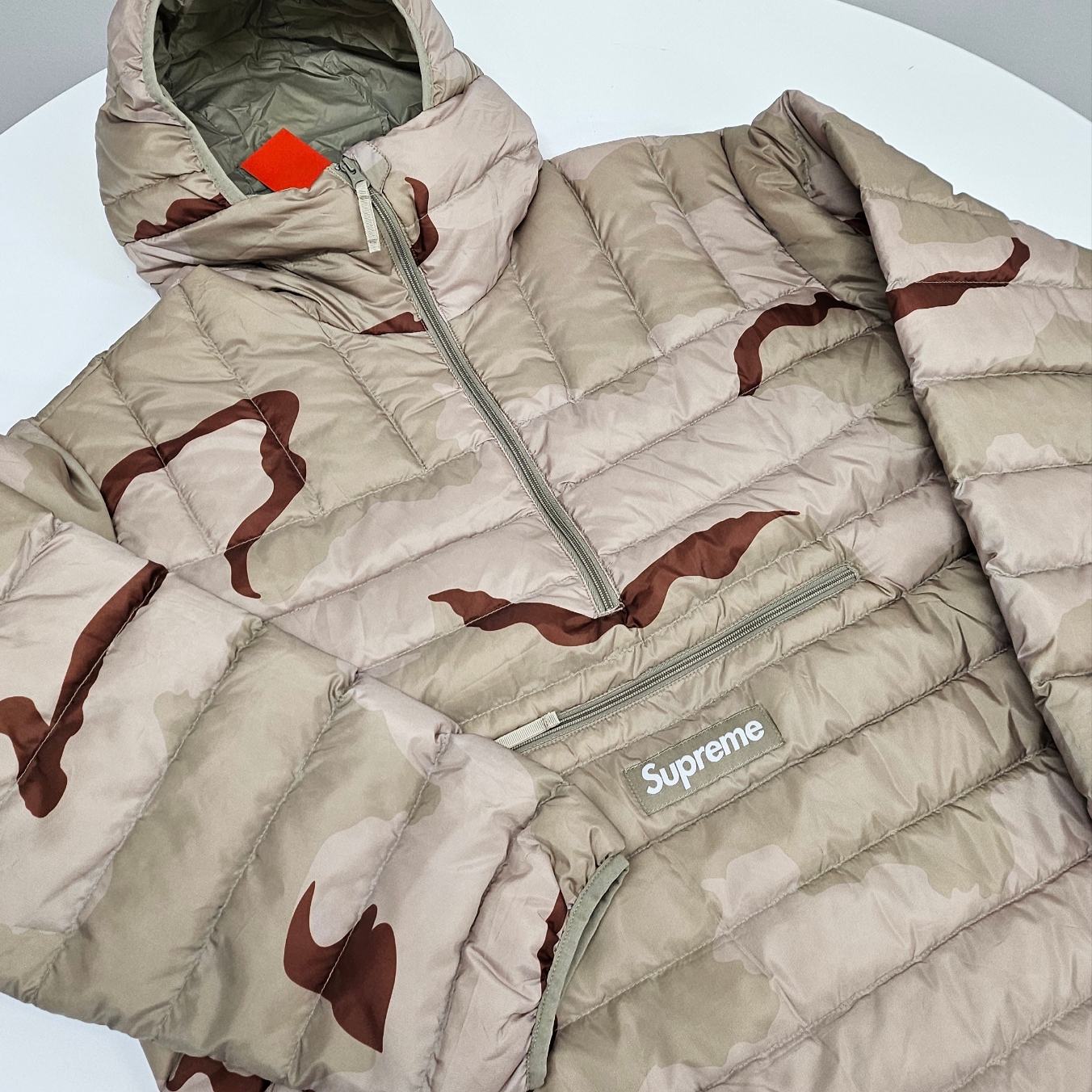 Supreme Micro Down Half Zip Hooded Pullover Desert Camo - 24FW 착용 스타일 - 1