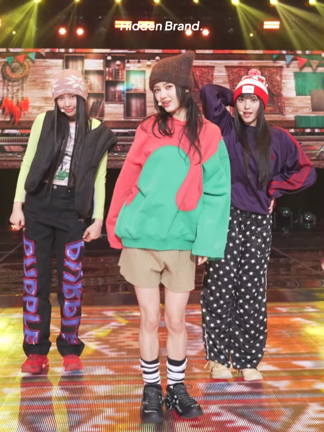 ERL Swirl Fleece Hoodie Blue Orange, ERL Wave Hoodie Purple Pink 착용 스타일 - 9