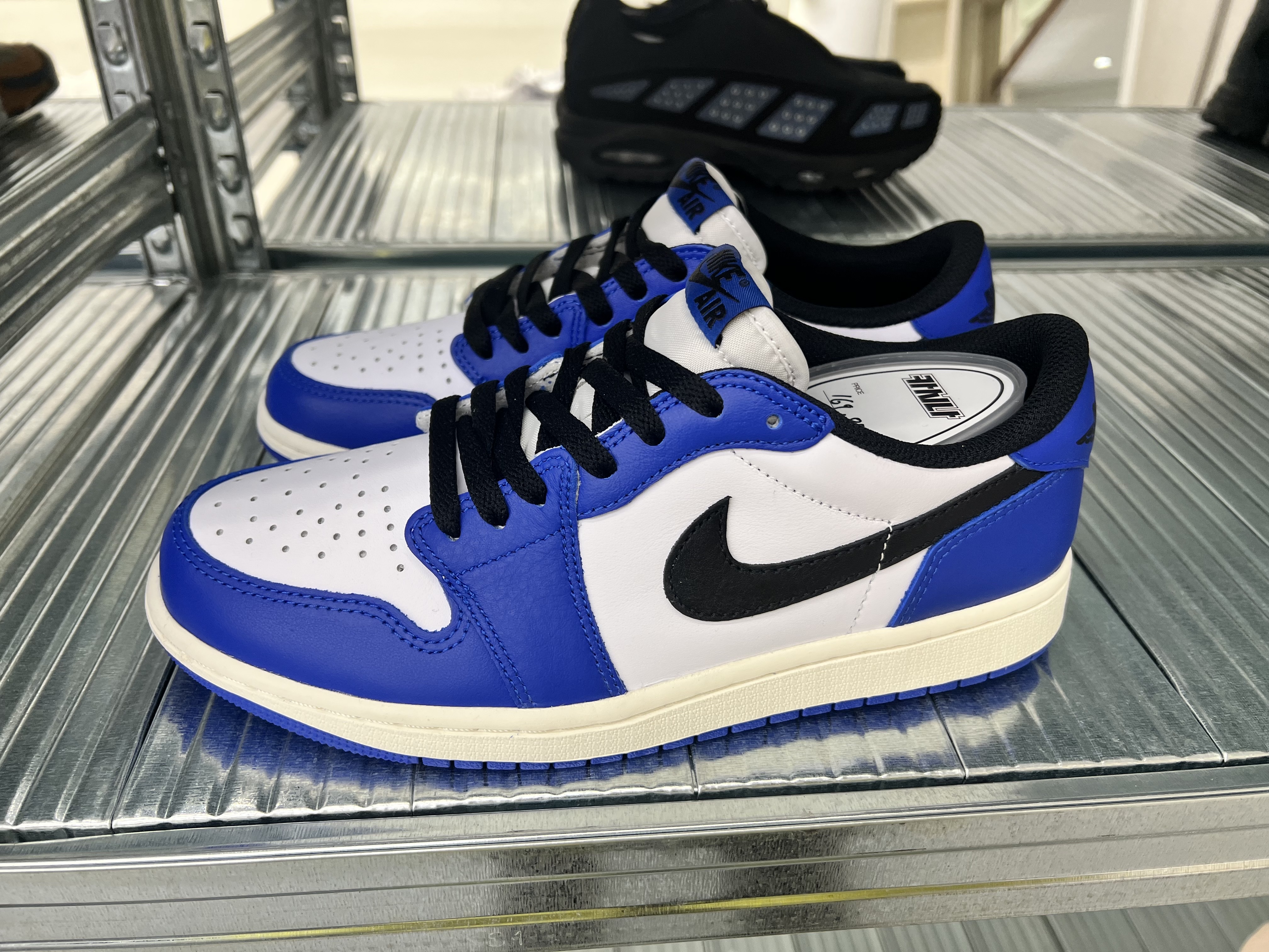 Jordan 1 Retro Low OG Game Royal 착용 스타일