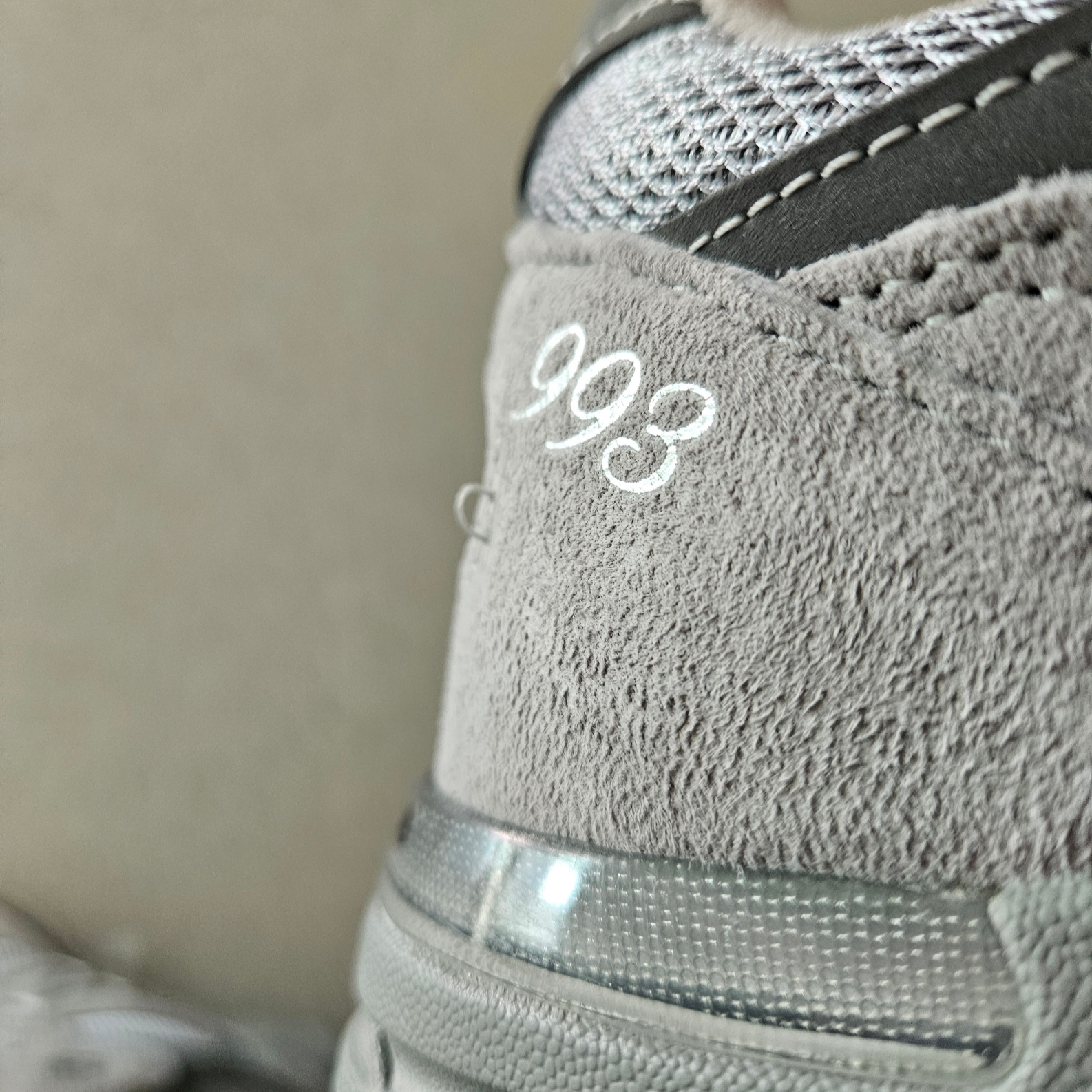 New Balance 993 Made in USA Grey - D Standard 착용 스타일 - 2