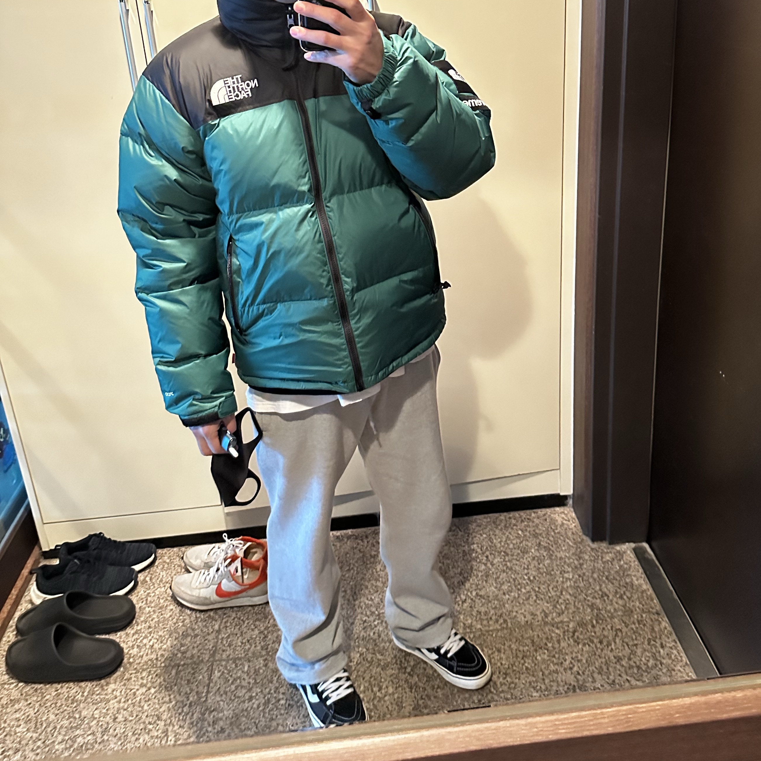 Supreme x The North Face Nuptse Jacket Green - 24FW 착용 스타일