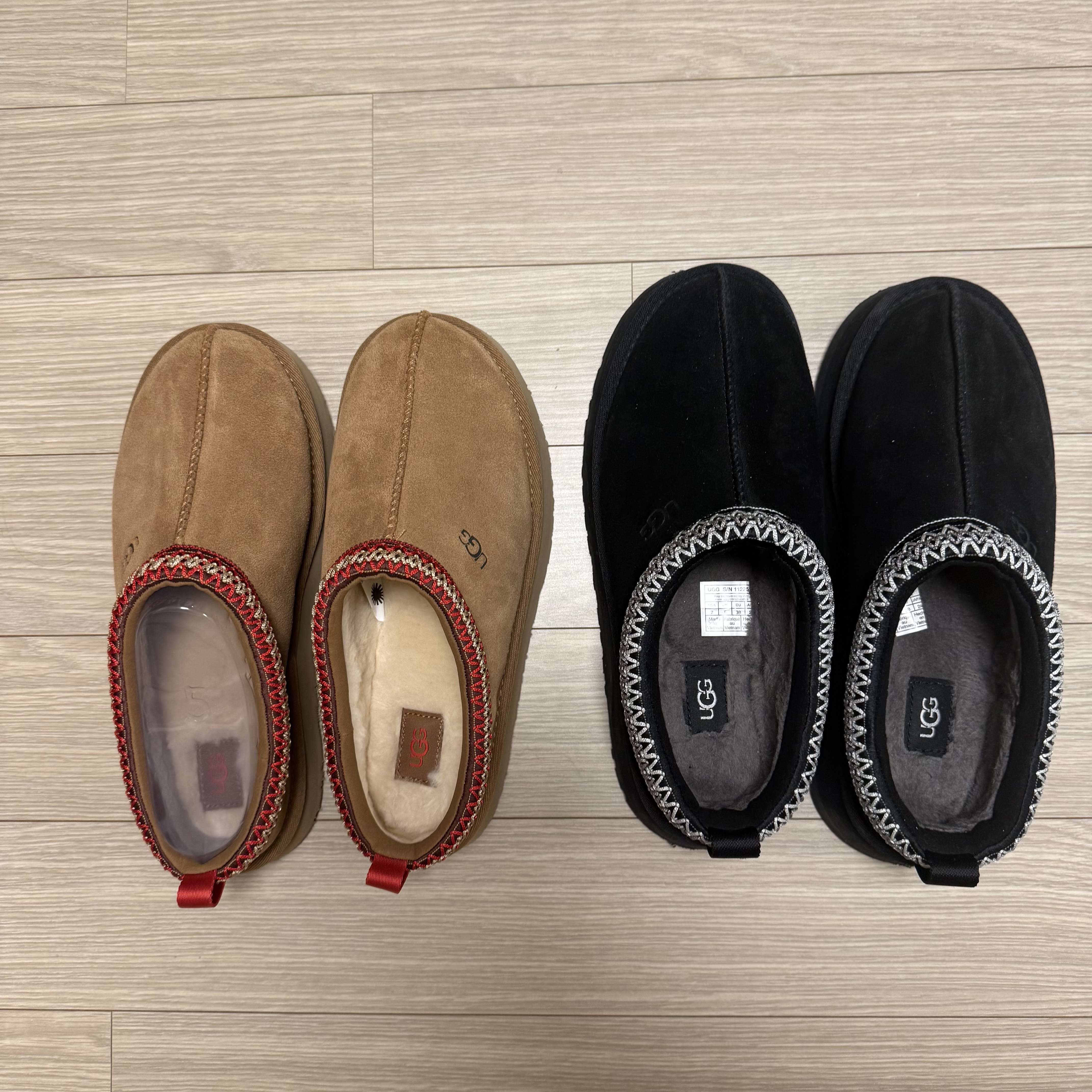 (Kids) UGG Tazz Slipper Chestnut, (W) UGG Tazz Slipper Black 착용 스타일 - 3