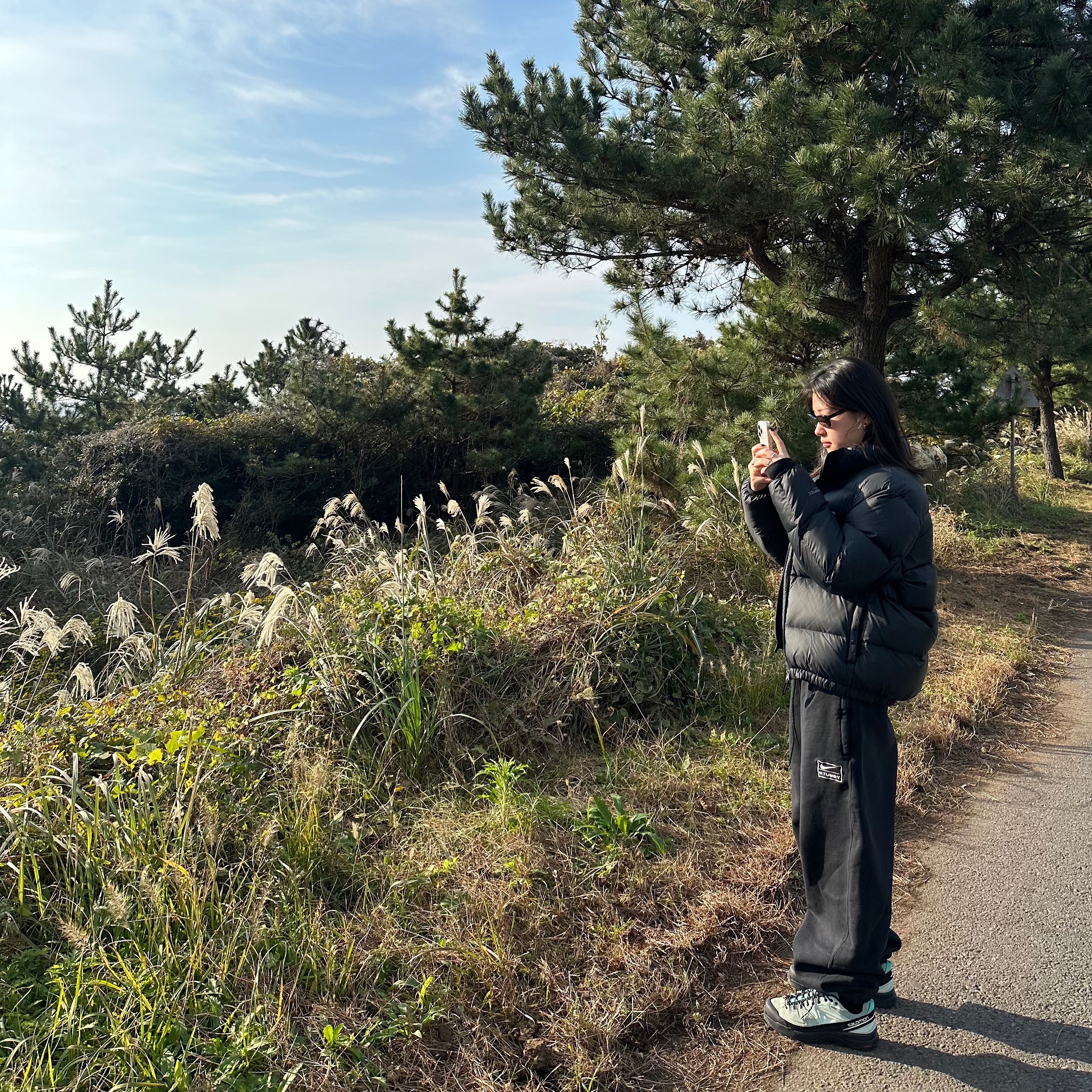 Salomon X-Alp Leather Black Green Milieu, Nike x Stussy NRG Washed Fleece Pants Black (DO5296-010) 착용 스타일 - 1