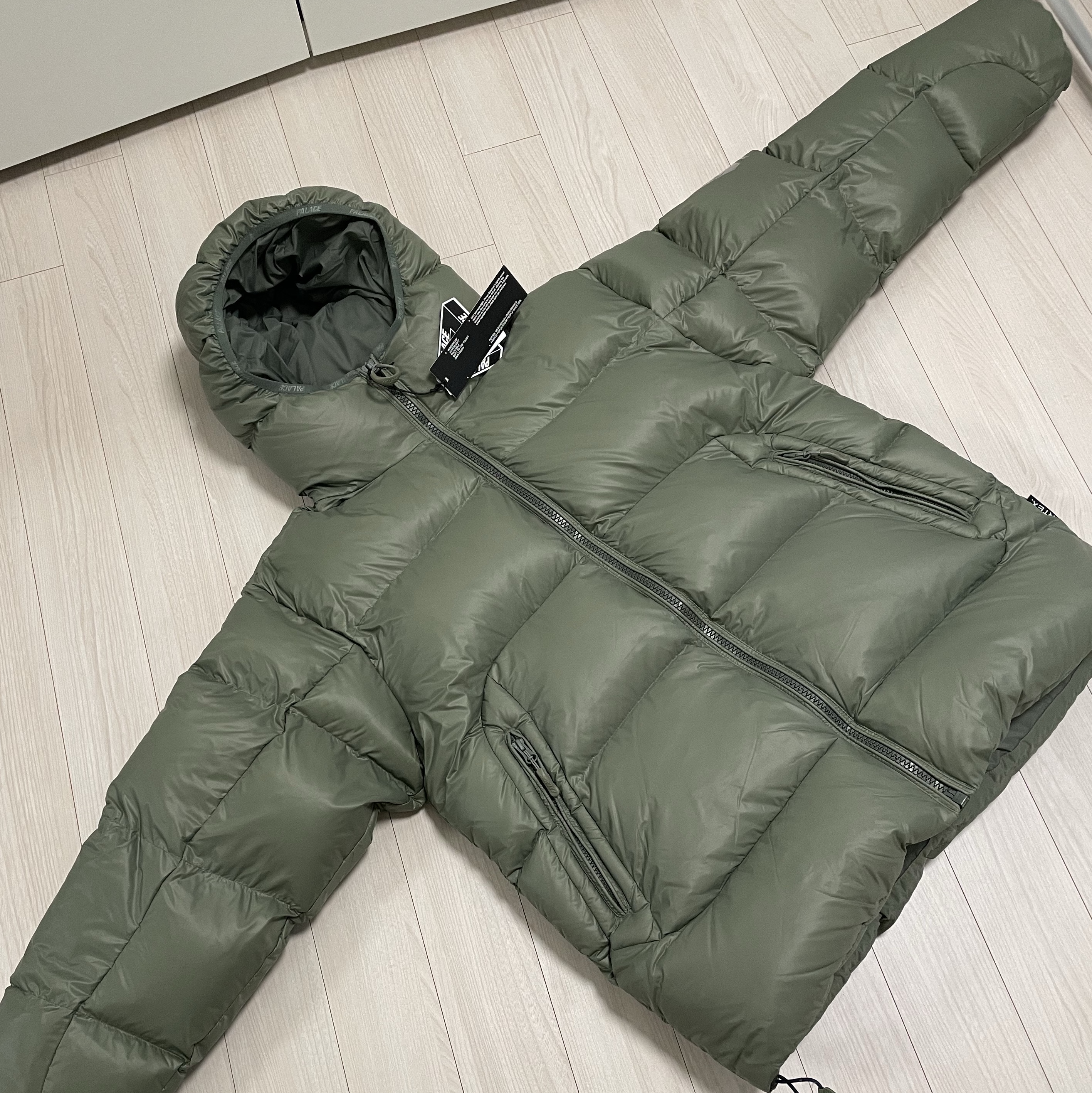 Palace Pertex Opaque Balaclava Puffa Green - 24FW, Timberland x Surgery 6 inch Boot Yellow - Wide 착용 스타일 - 6