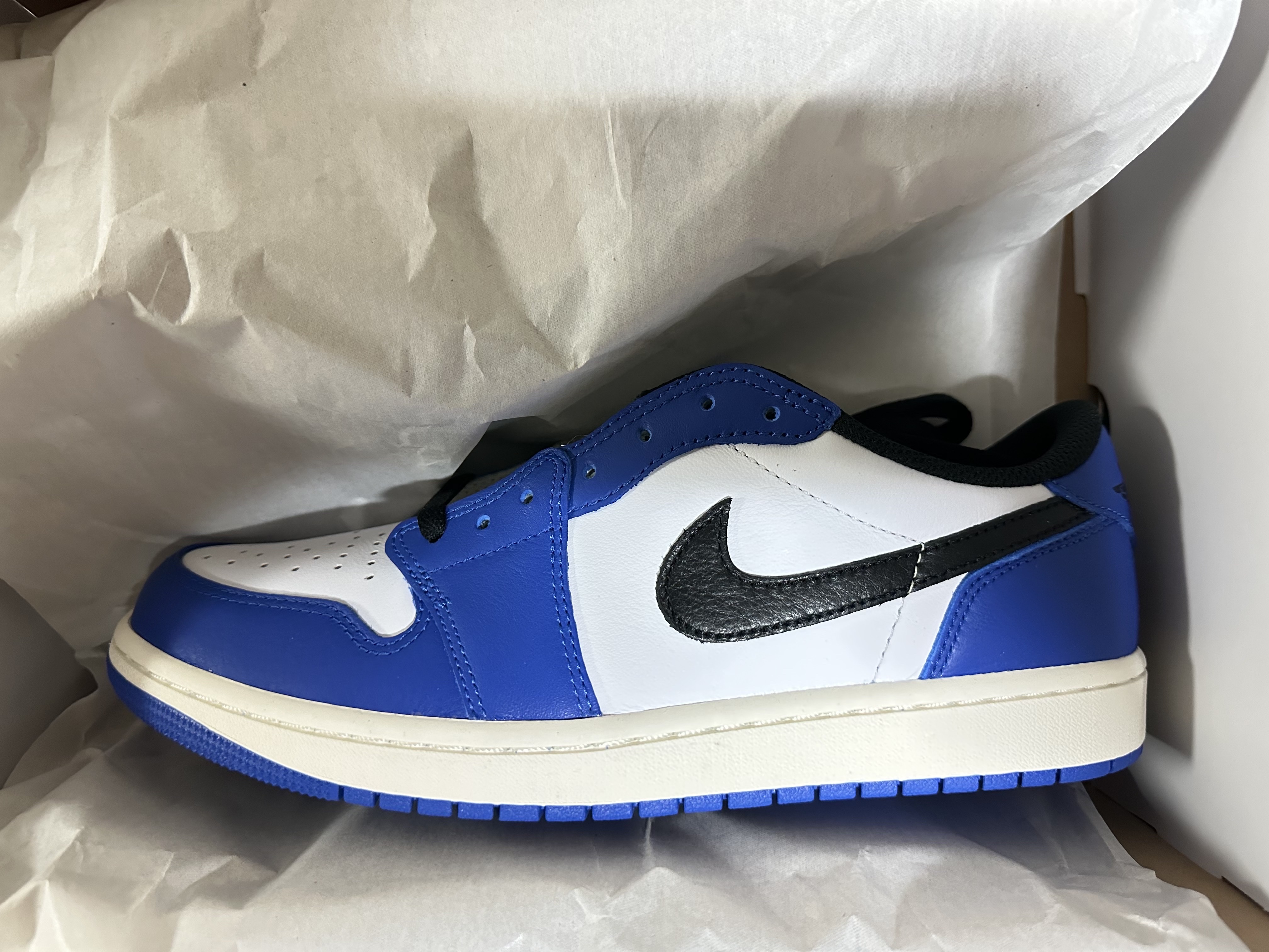 Jordan 1 Retro Low OG Game Royal 착용 스타일