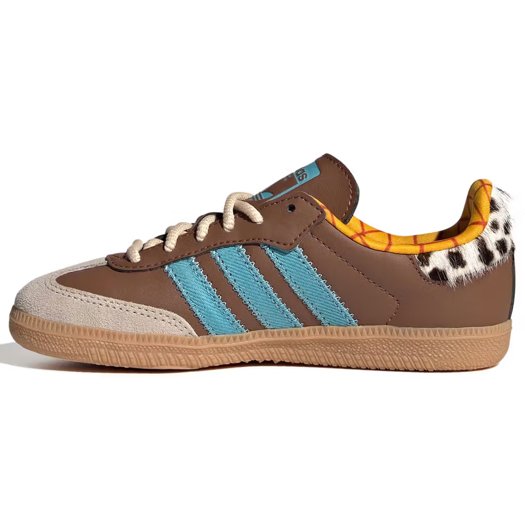 Adidas Samba OG Cream White Dark Brown, Adidas x JJJJound Samba OG Mesa 착용 스타일 - 3