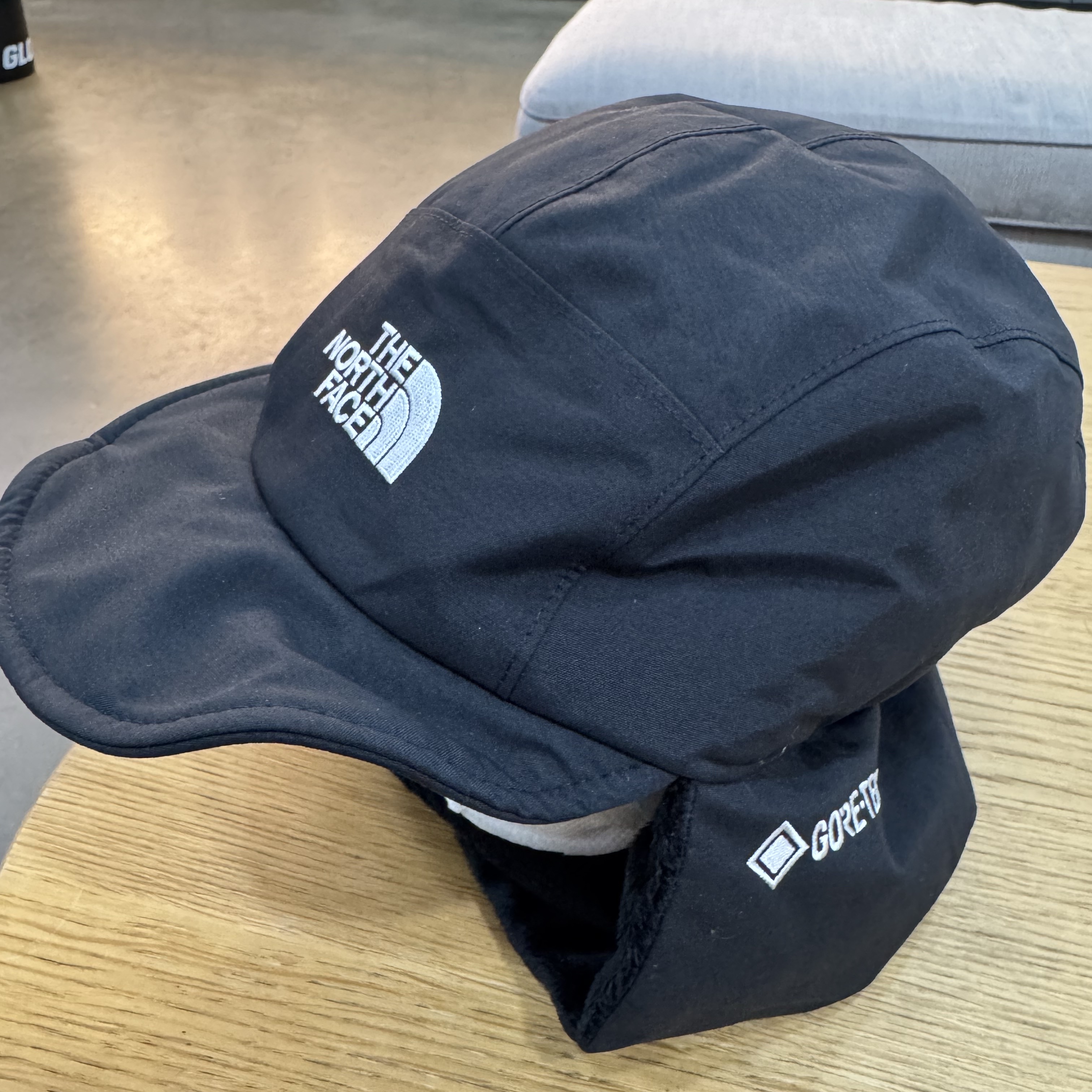 The North Face Gore-Tex Earmuff Cap Black 착용 스타일