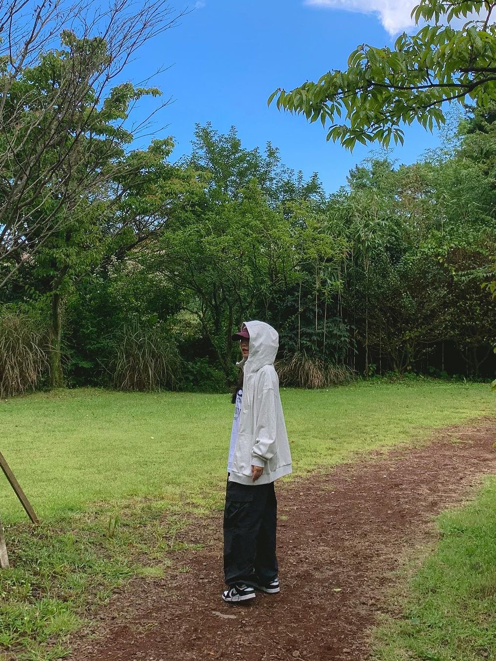 keek Pillowdy Hoody V2 Comfy fit Oatmeal 착용 스타일 - 1