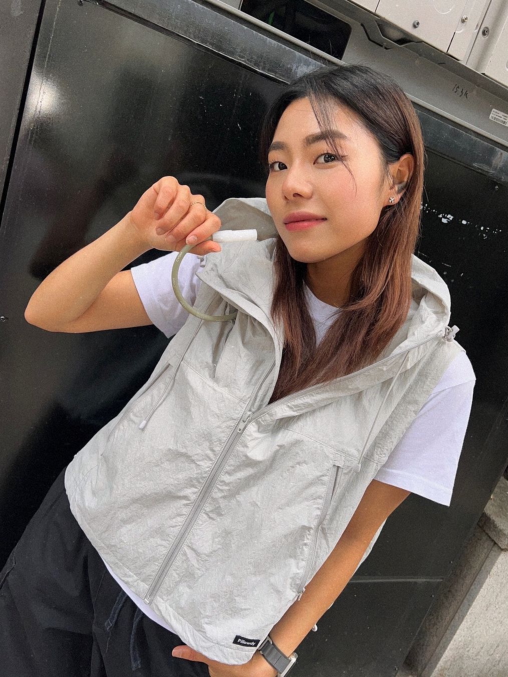 keek Pillowdy Utility Nylon Vest Gray 착용 스타일 - 1