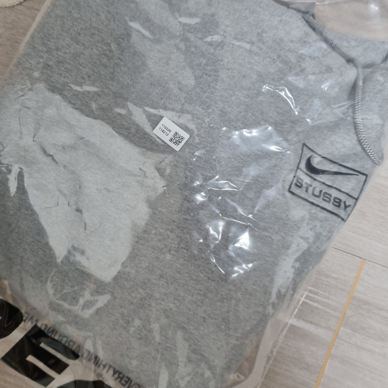 Nike x Stussy NRG RA Pullover Hoodie Dark Grey Heather (DJ9488-063) 착용 스타일