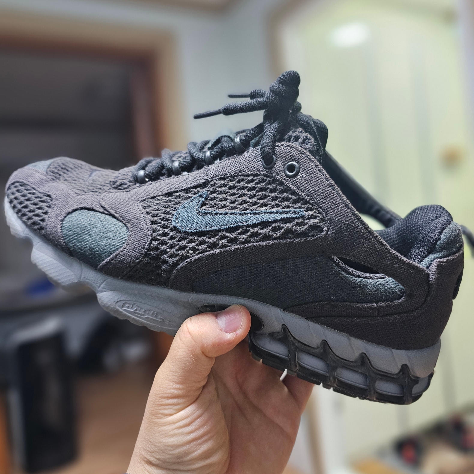 Nike x Stussy Air Zoom Spiridon Cage 2 Black 착용 스타일