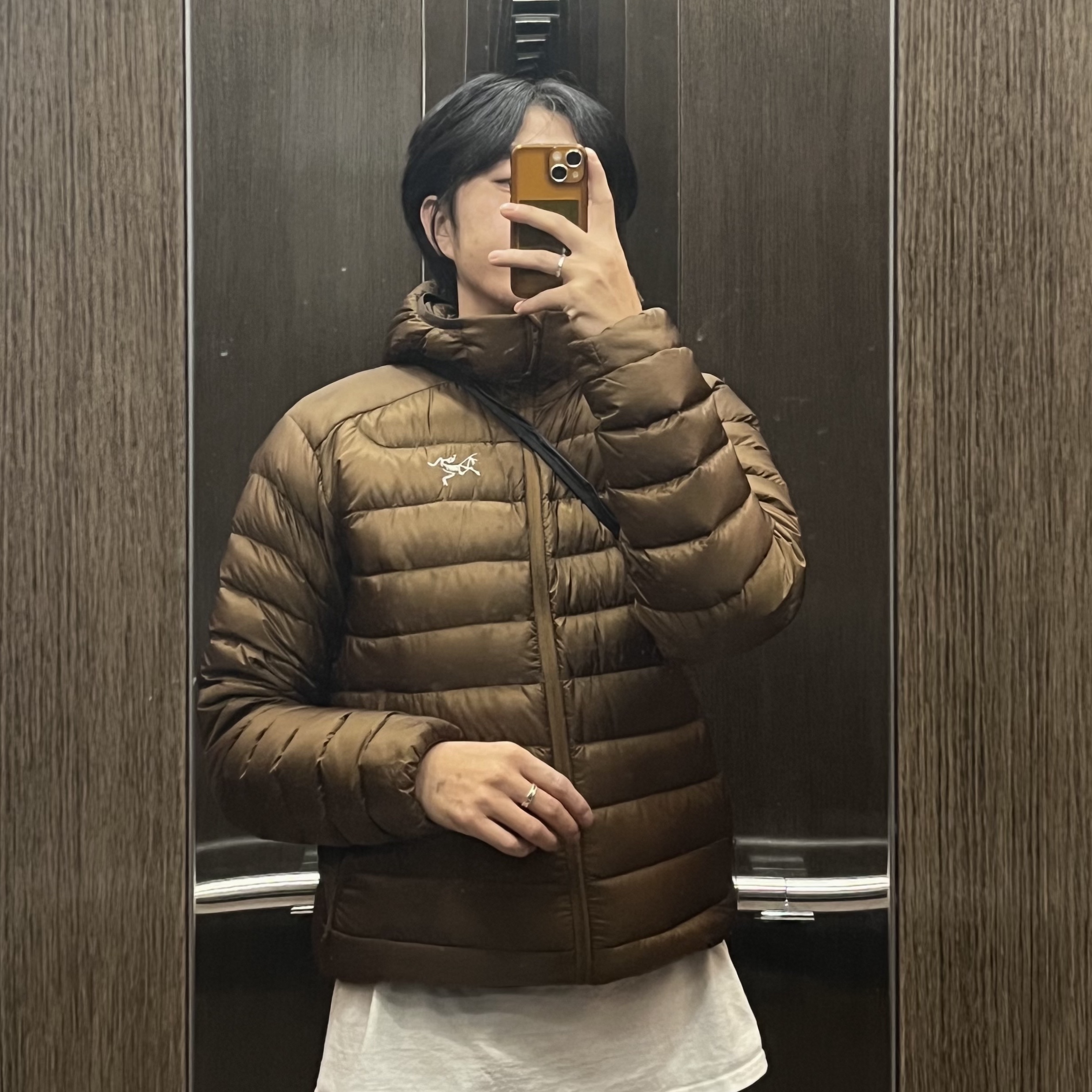 Arc'teryx Cerium Hoody Black 착용 스타일