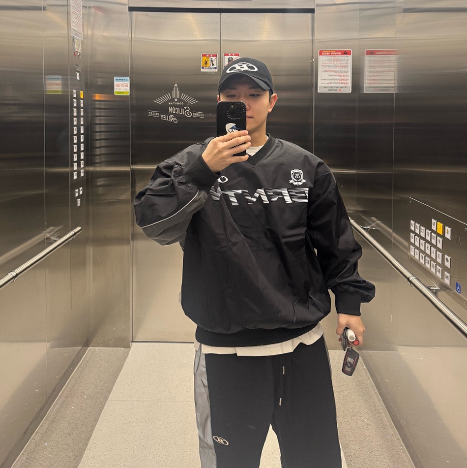 BORN TO WIN Chrome Nylon Block Pants Black, BORN TO WIN B Symbol Big Logo Ball Cap Black 착용 스타일