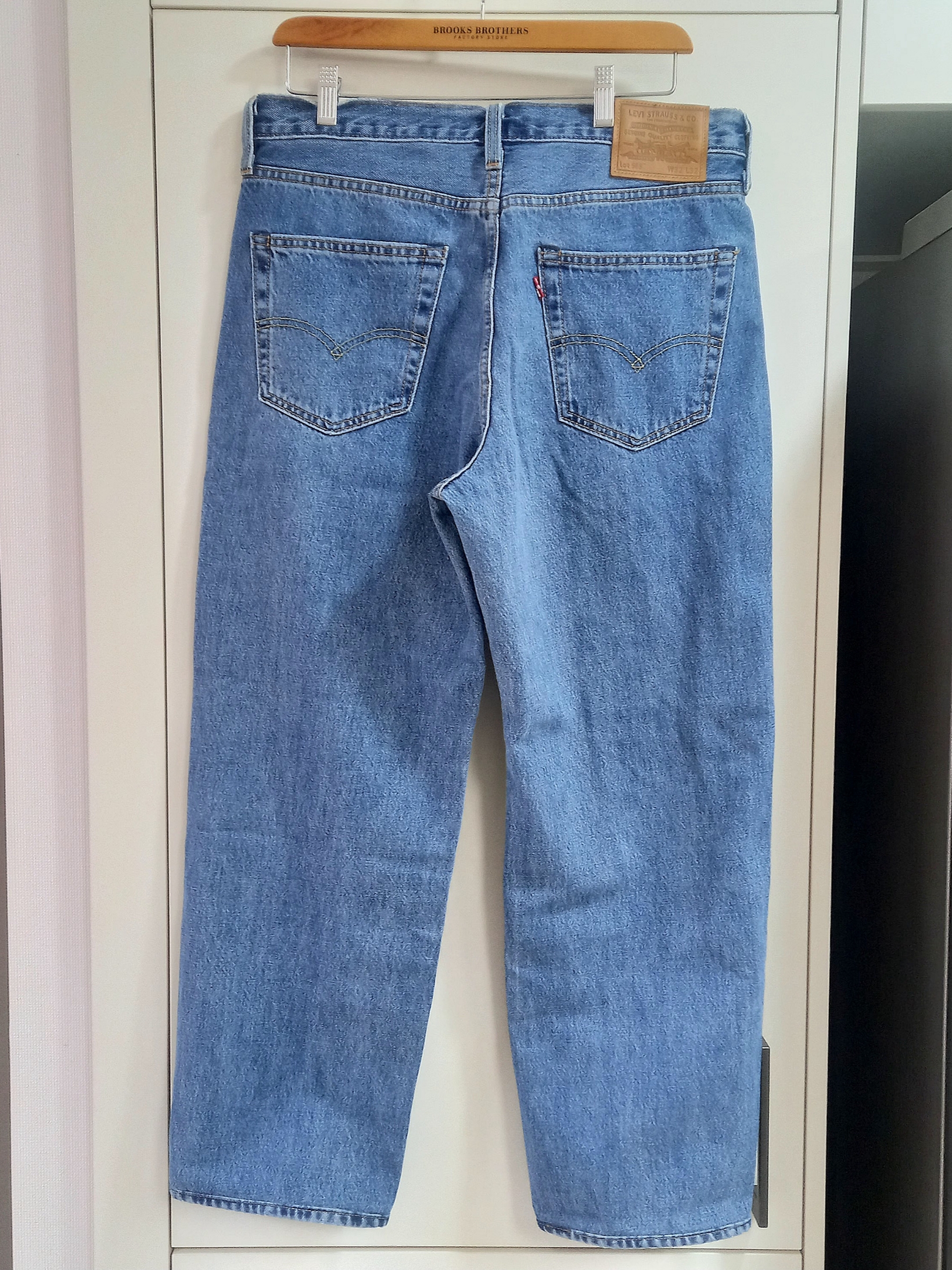 Levi's 568 Loose Straight Jeans Medium Indigo 착용 스타일 - 1