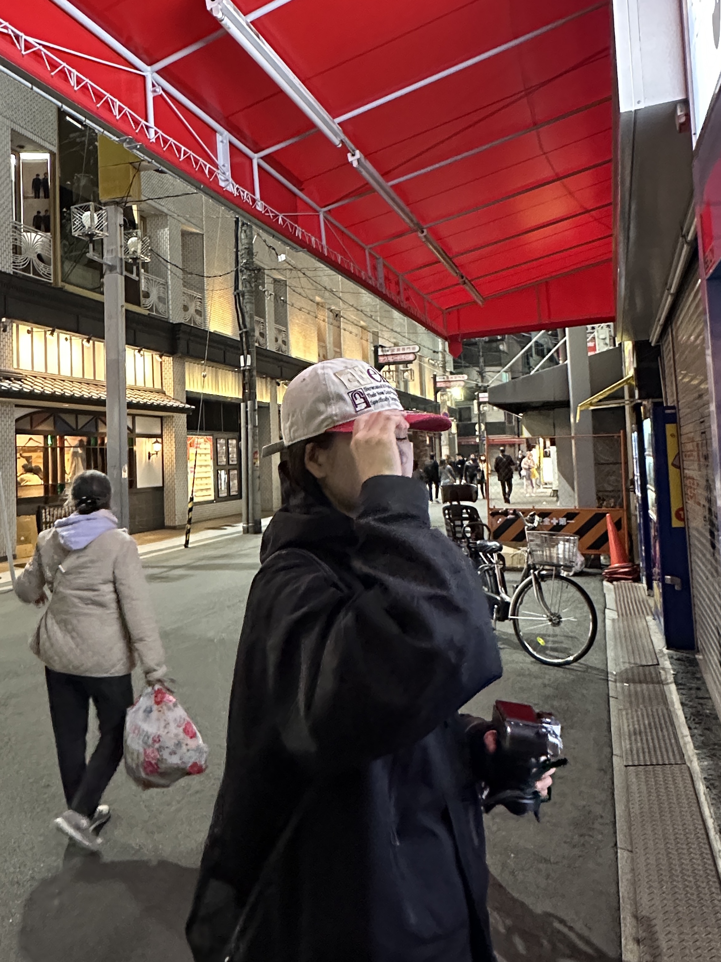 Teket Plan Cap Ivory 착용 스타일 - 2