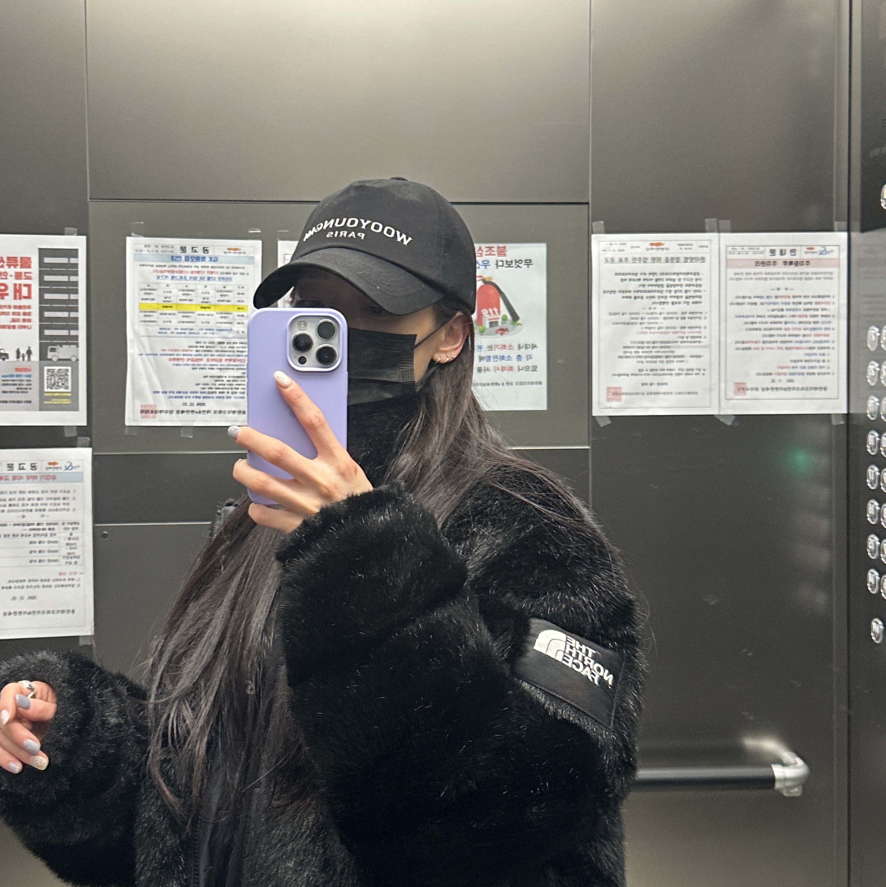 Wooyoungmi Aurora Embossed Ball Cap Black - 24SS, Supreme x The North Face Faux Fur Nuptse Jacket Black - 20FW 착용 스타일