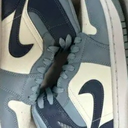 (W) Jordan 1 Mid Sail Diffused Blue 착용 스타일