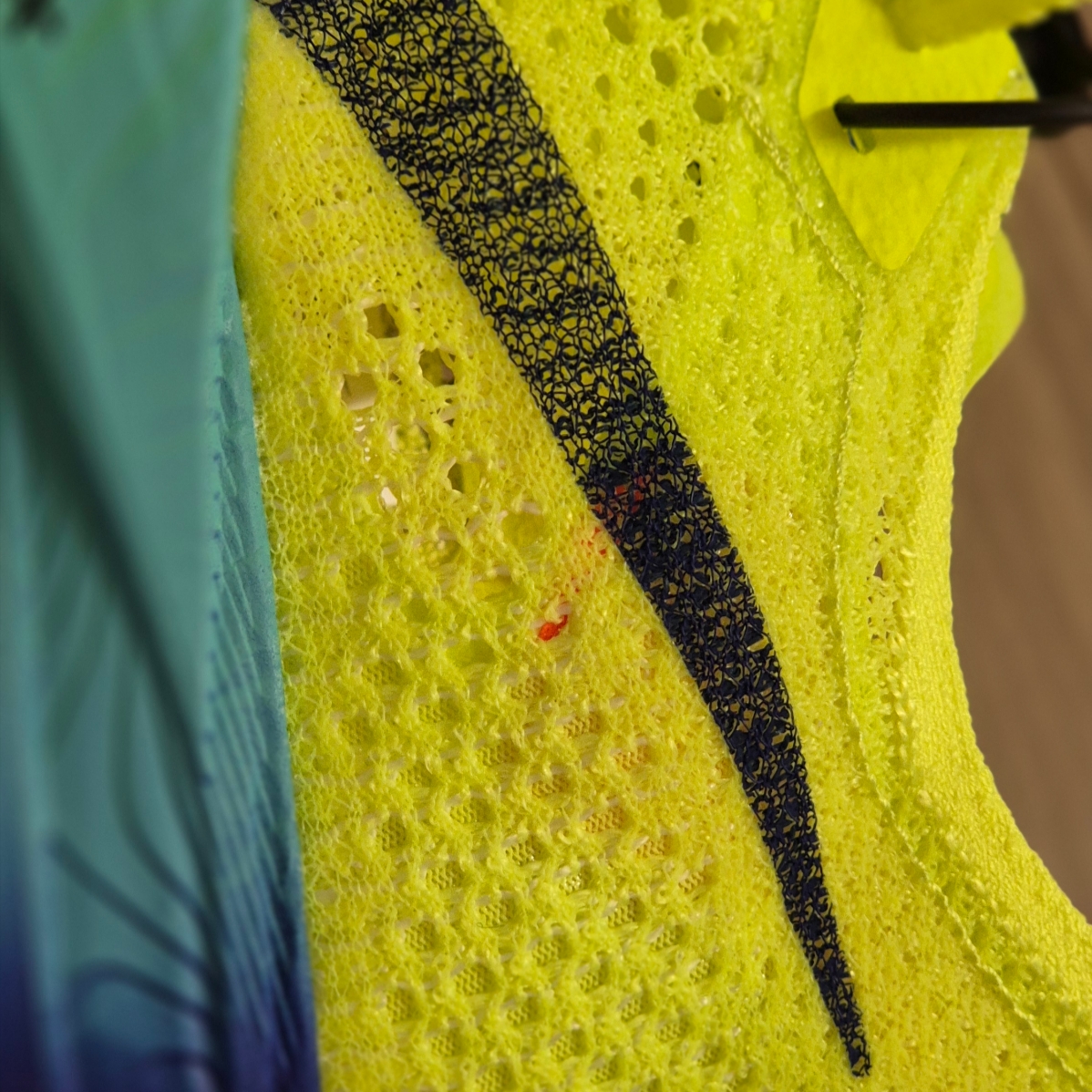 Nike ZoomX Vaporfly Next% 3 Volt Scream Green 착용 스타일
