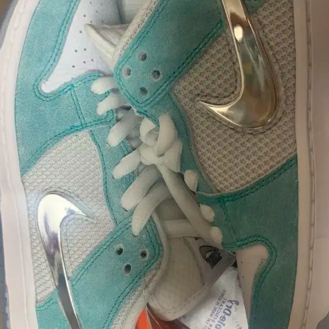 Nike x April Skateboards SB Dunk Low Pro QS Racer Blue Metallic Silver 착용 스타일