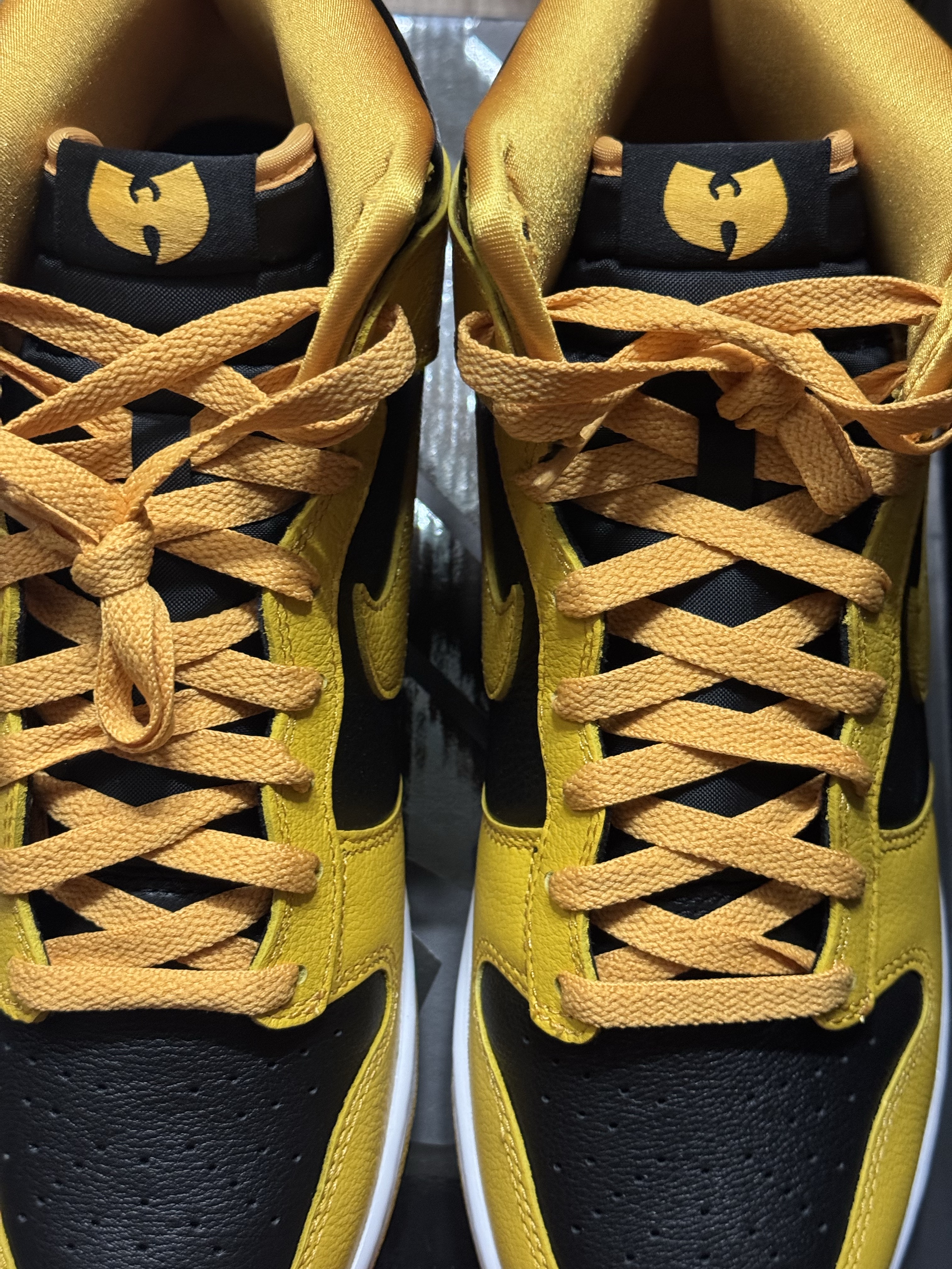 Nike x Lil Yachty Us Force 1 Low White and Midnight Navy, Nike Wu-Tang Clan Dunk High Black and Pollen 착용 스타일 - 4