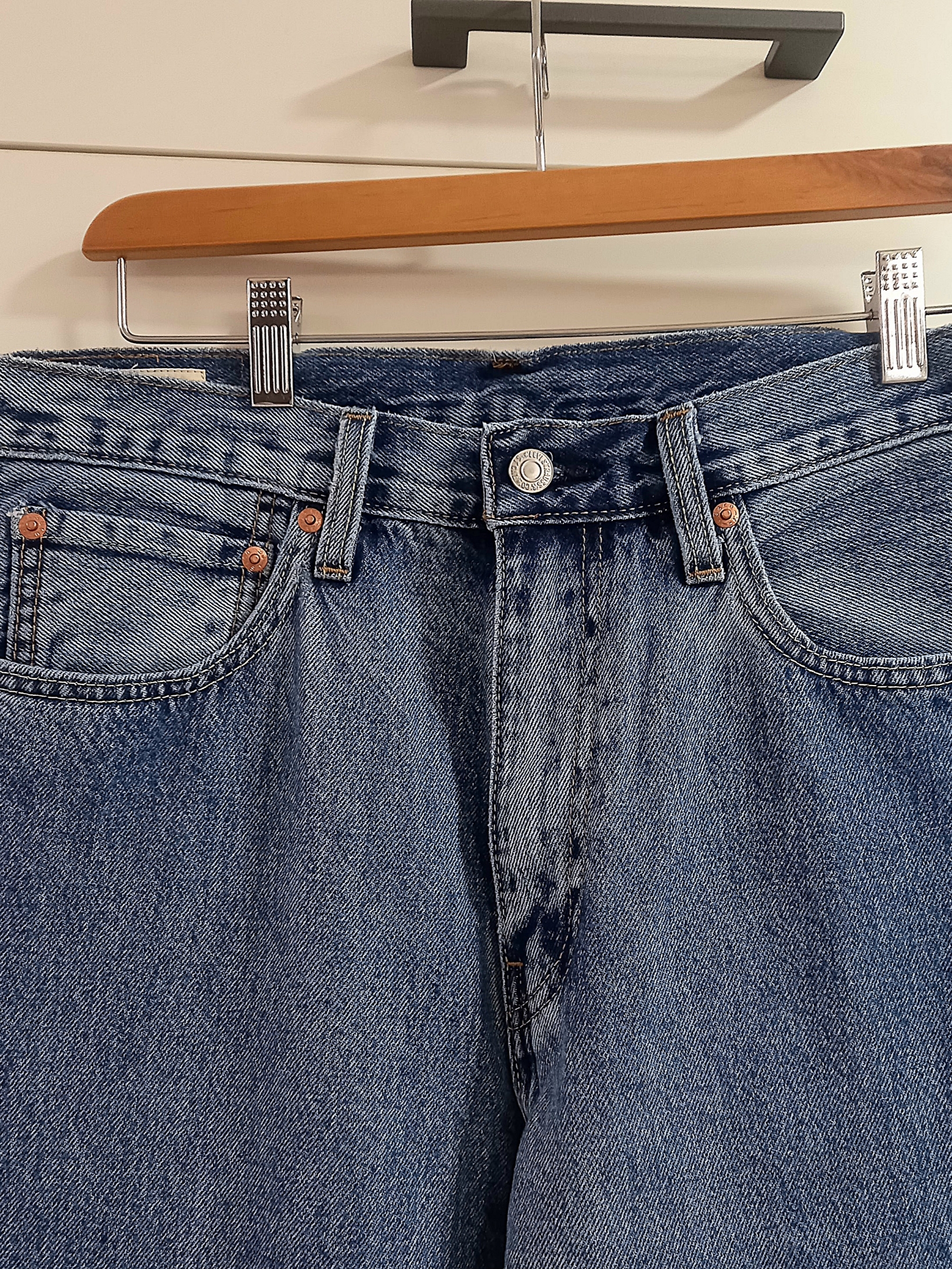 Levi's 568 Loose Straight Jeans Medium Indigo 착용 스타일 - 4