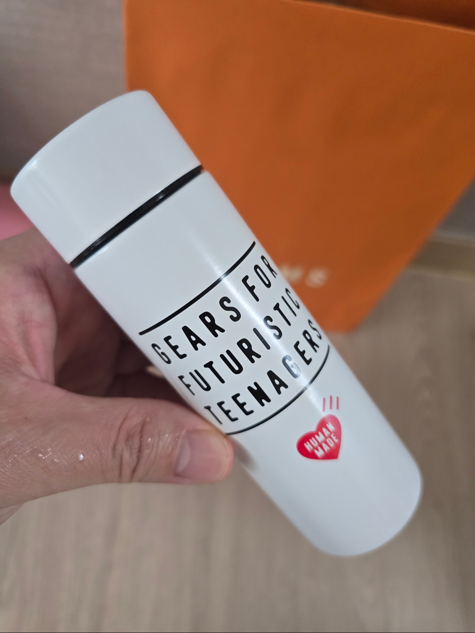 Human Made Pocket Bottle 130ml White 착용 스타일