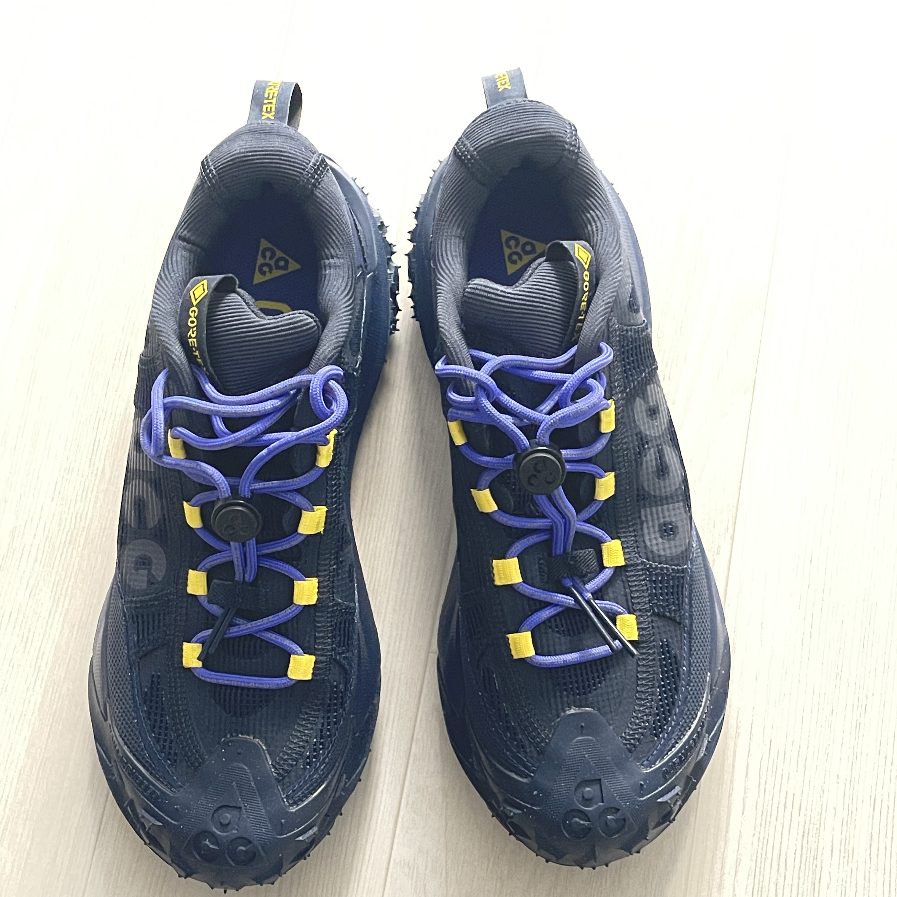 Nike ACG Mountain Fly 2 Low Gore-Tex Dark Obsidian Midnight Navy 착용 스타일