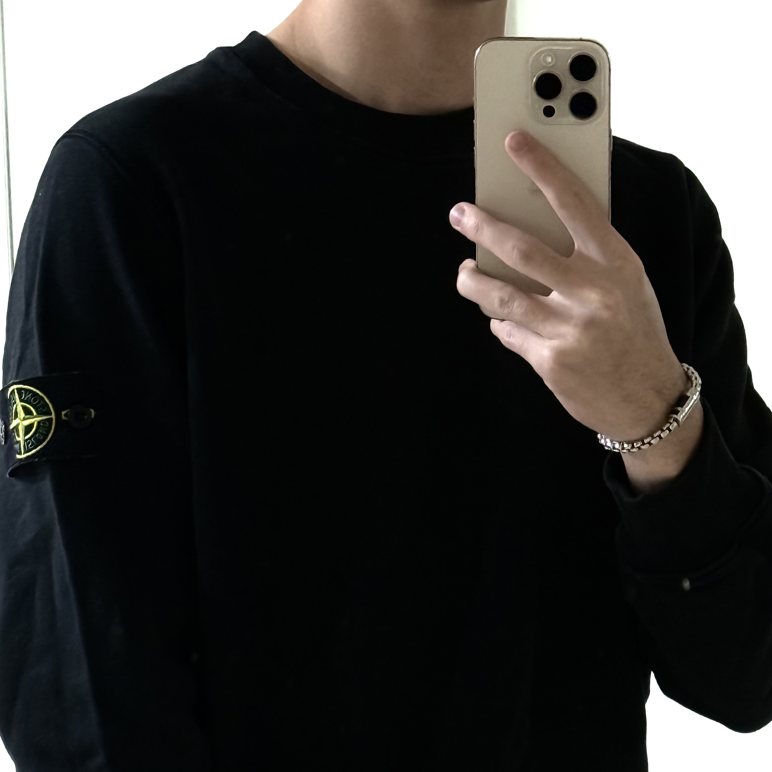 Stone Island 63051 Cotton Fleece Garment Dyed Sweatshirt Black - 24FW, Louis Vuitton Monogram Chain Bracelet Grey 착용 스타일