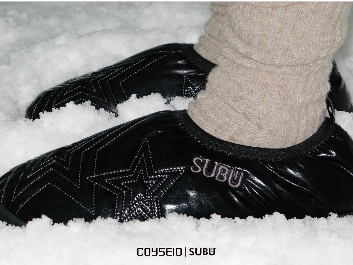 Subu x Coyseio Angel Wing Padding Shoes Charcoal, Subu x Coyseio Multi Star Padding Shoes Black 착용 스타일 - 7