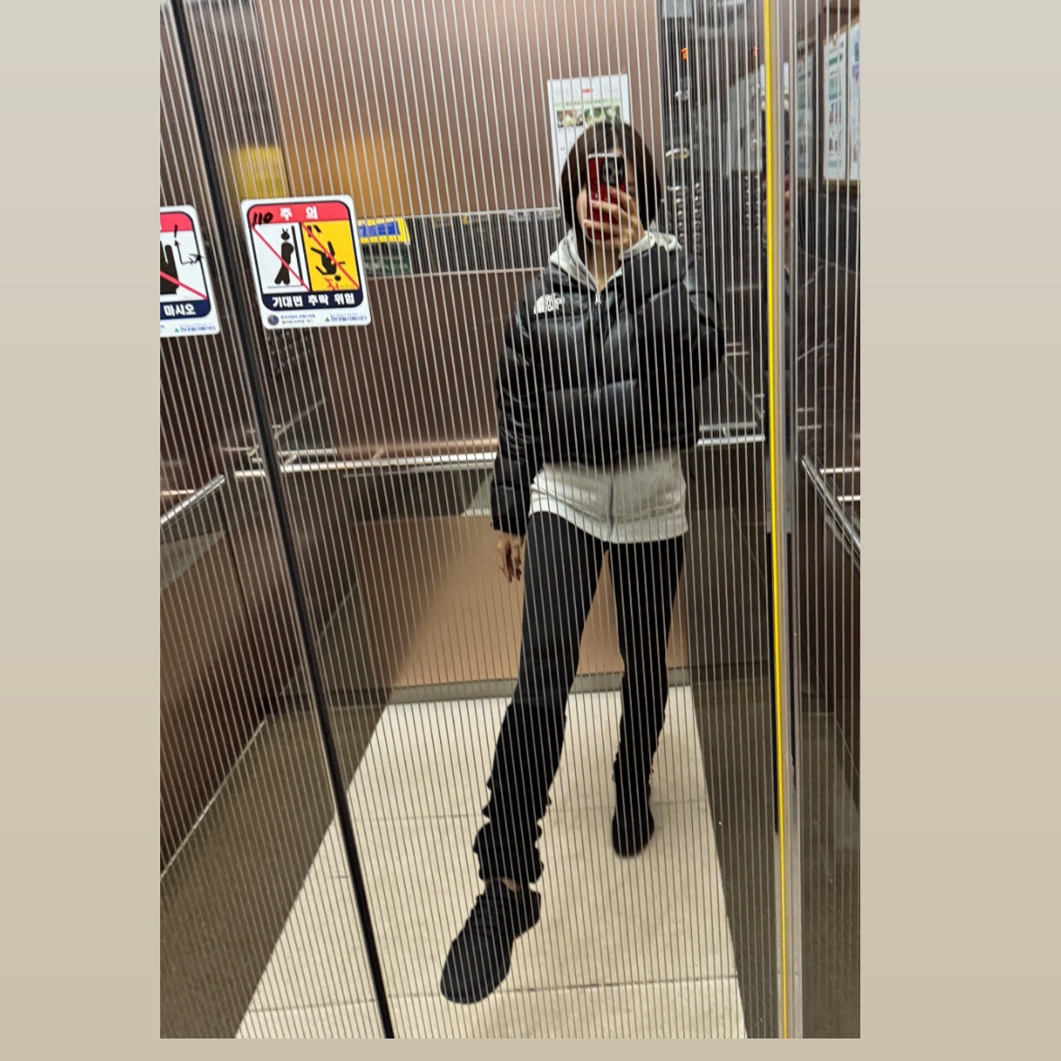 (W) Alo Yoga Airbrush High Waist Bootcut Leggings Black, (W) Lululemon Scuba Oversized Half-Zip Hoodie Blazer Blue Tone 착용 스타일 - 2