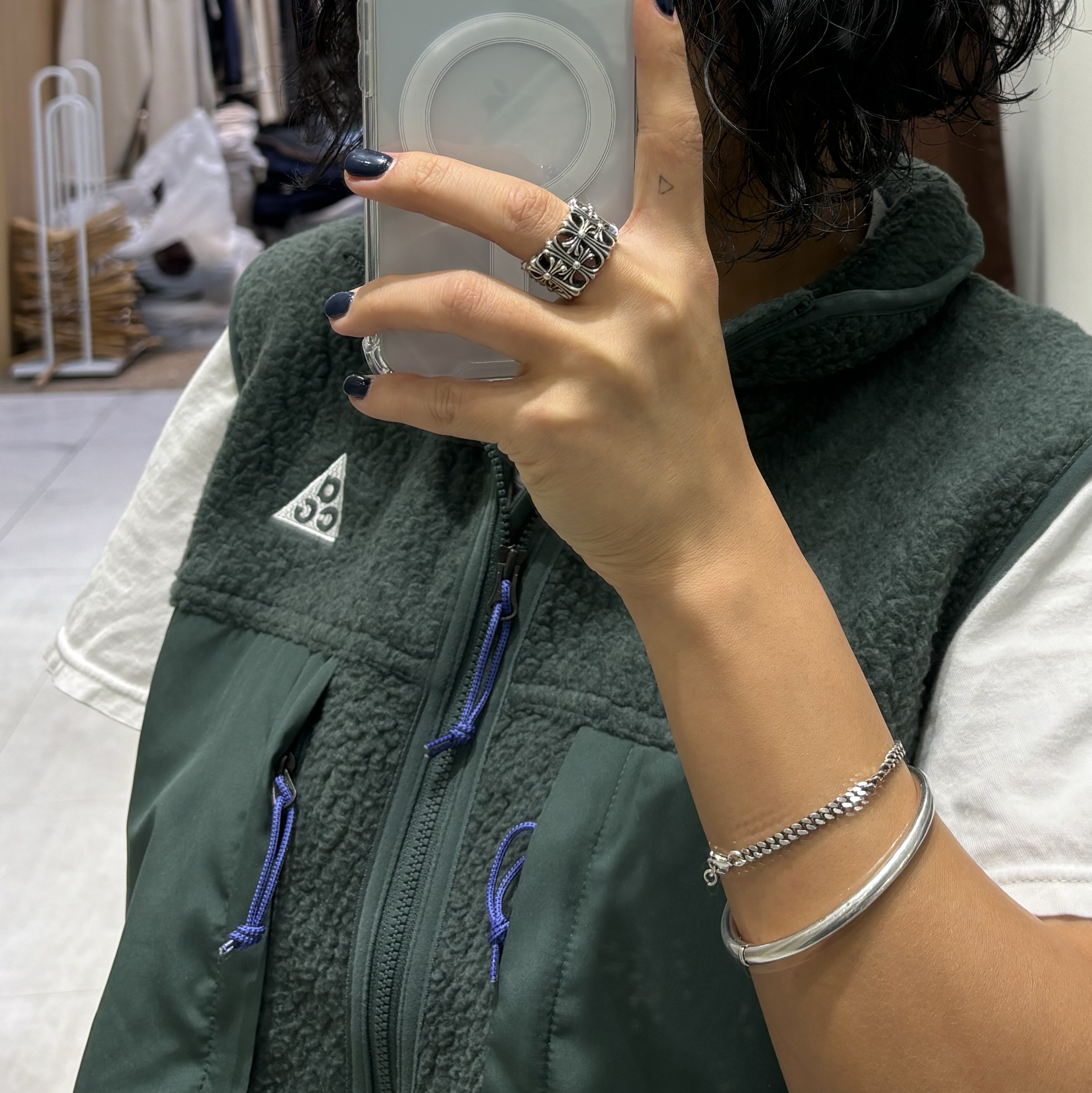 Nike ACG Arctic Wolf Vest Vintage Green - Asia, Nike ACG Arctic Wolf Vest Baroque Brown - Asia 착용 스타일 - 3