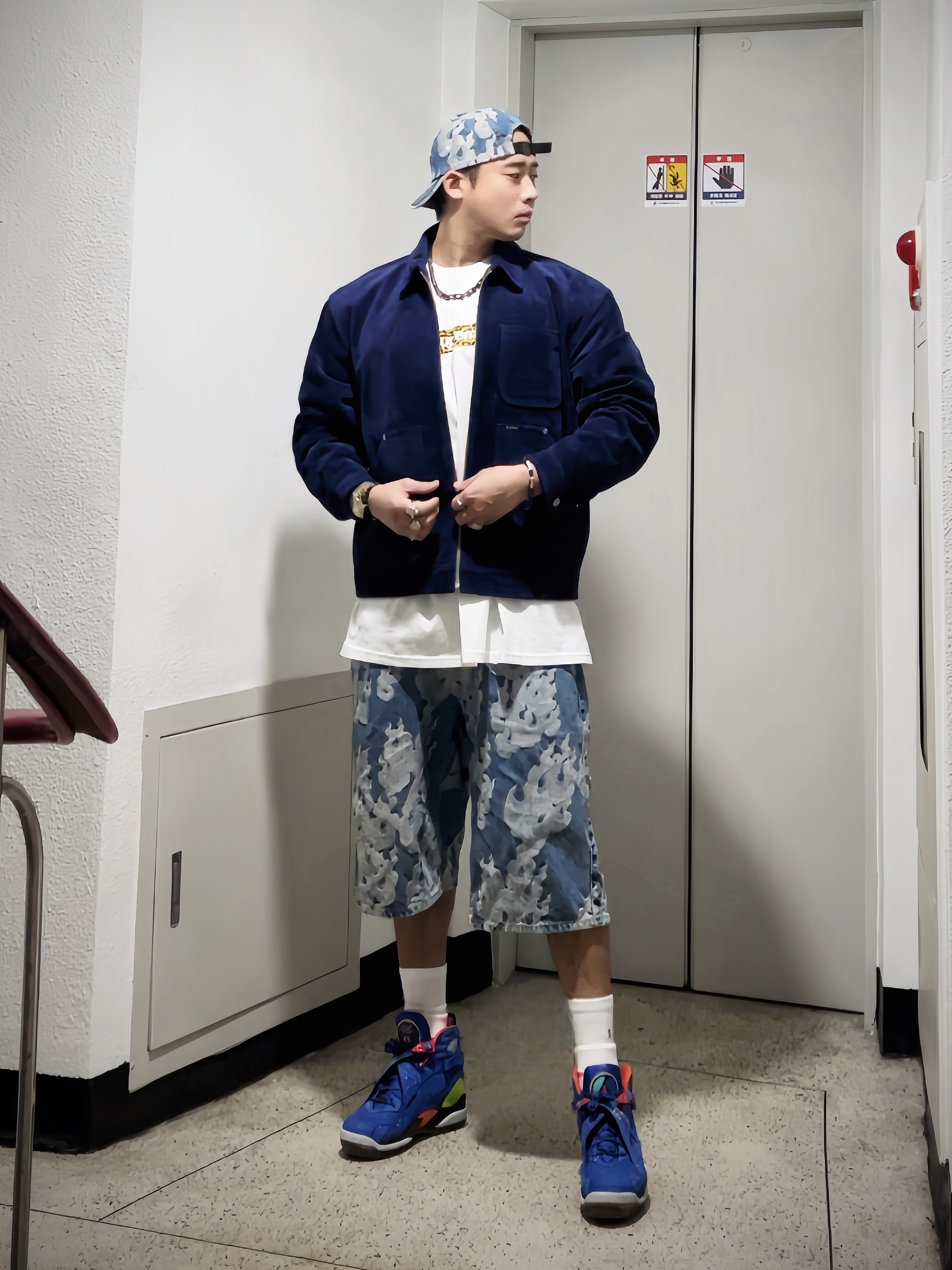 Tory Burch Print String Bikini Bottom Leopard Brown, Supreme Flames Jacquard Denim Camp Cap Washed Indigo - 23SS 착용 스타일 - 3
