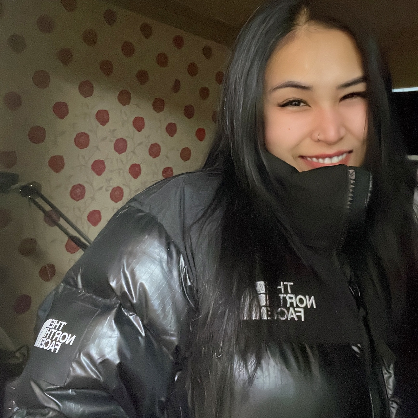 The North Face White Label Novelty Nuptse RDS Down Jacket Real Black 착용 스타일 - 2