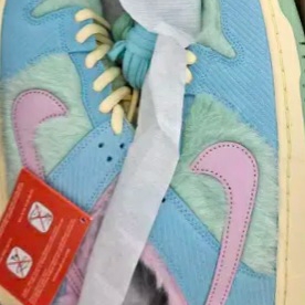 Nike x Verdy SB Dunk Low Pro Blue Gaze and Enamel Green 착용 스타일