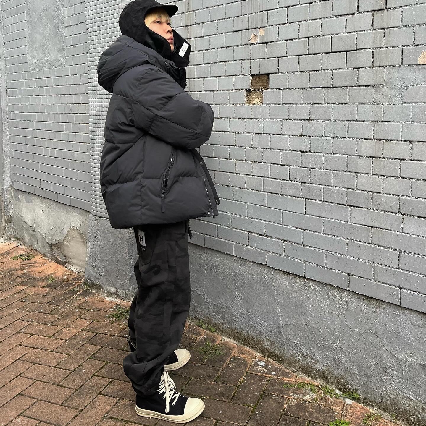 Rick Owens Drkshdw Calf Leather Penta Sneakers Black Milk White, Nike Therma-Fit Academy Football Gloves Black 착용 스타일 - 1