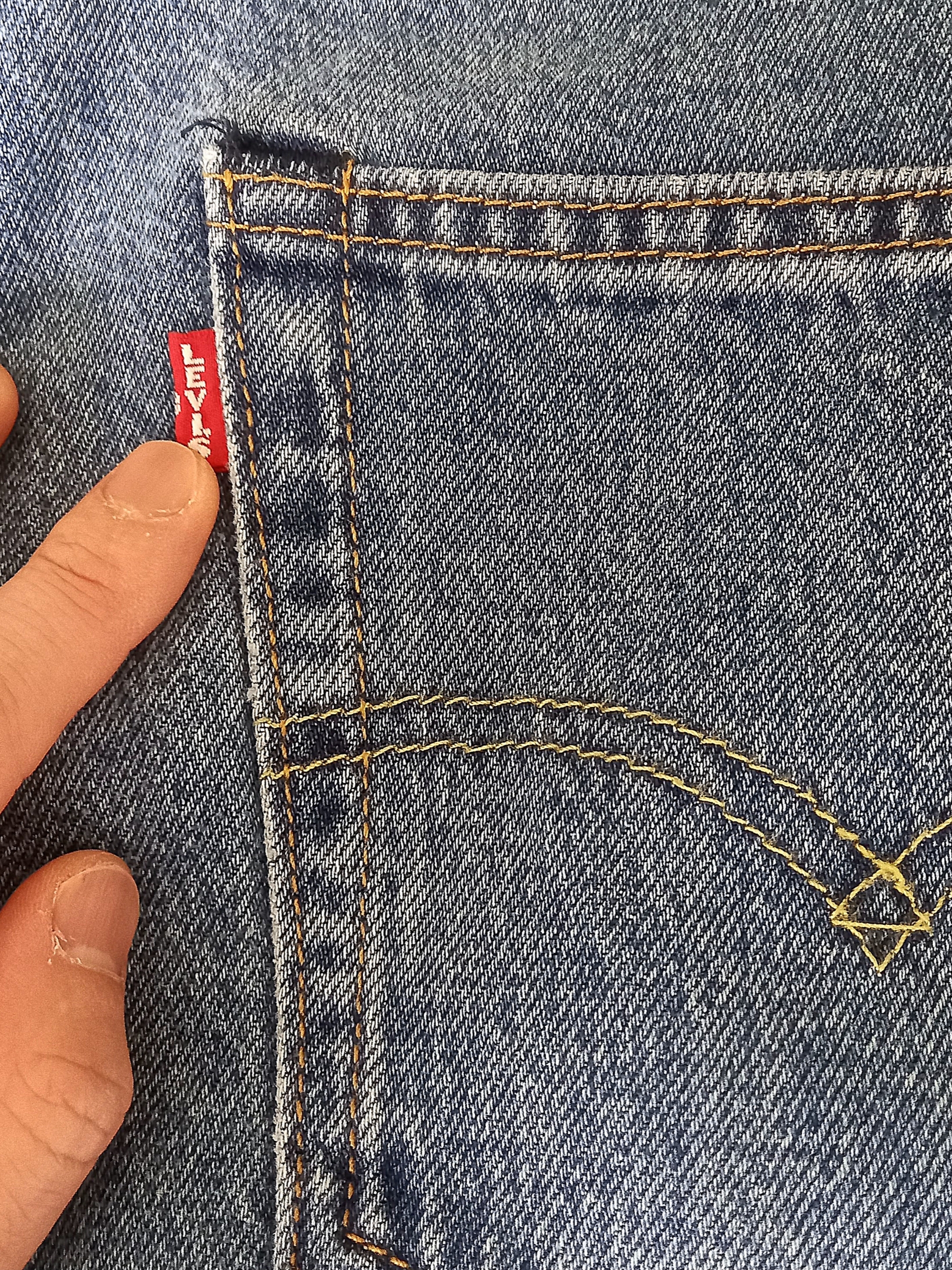 Levi's 568 Loose Straight Jeans Medium Indigo 착용 스타일 - 6