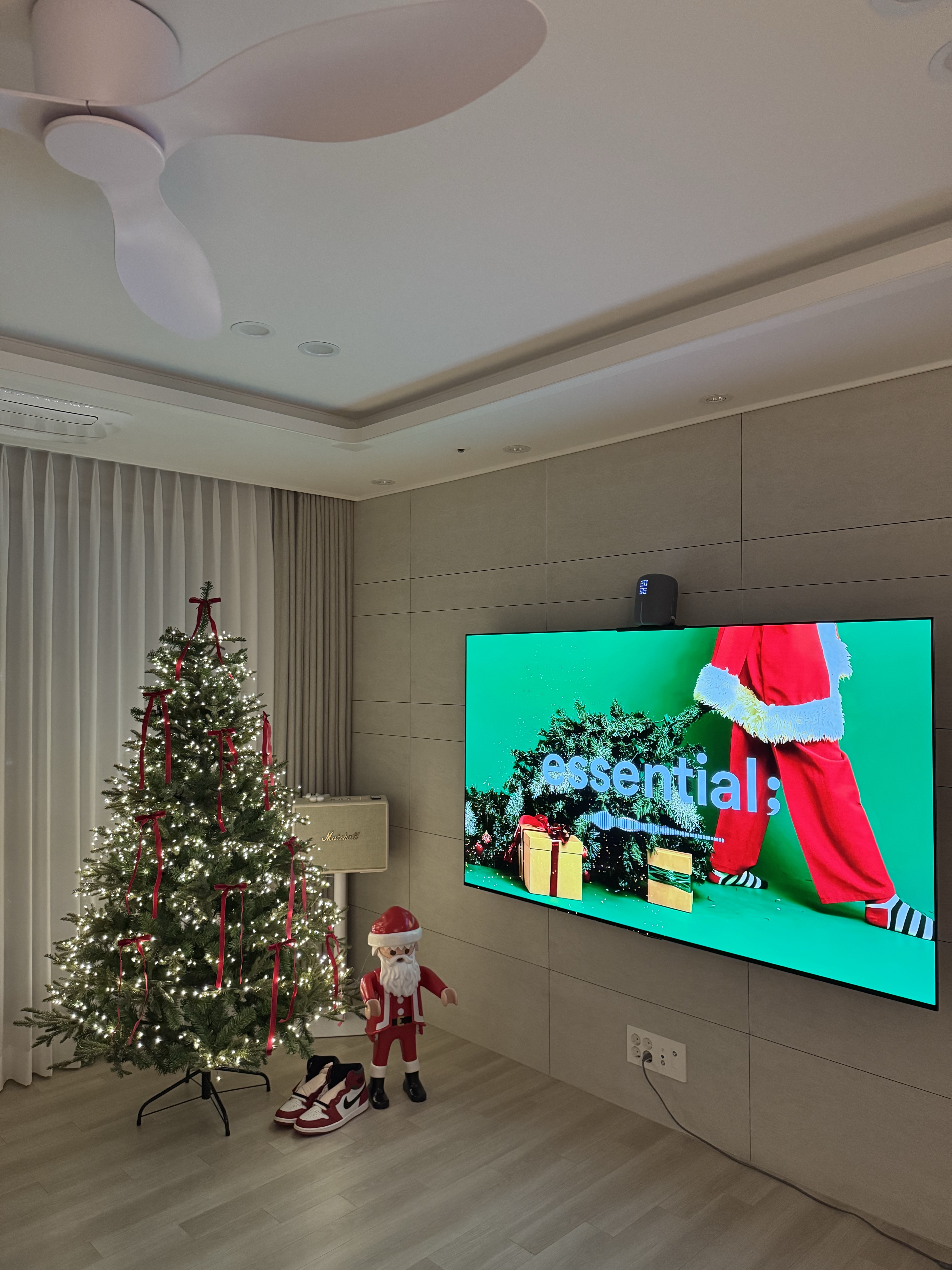 Playmobil Santa XXL 착용 스타일