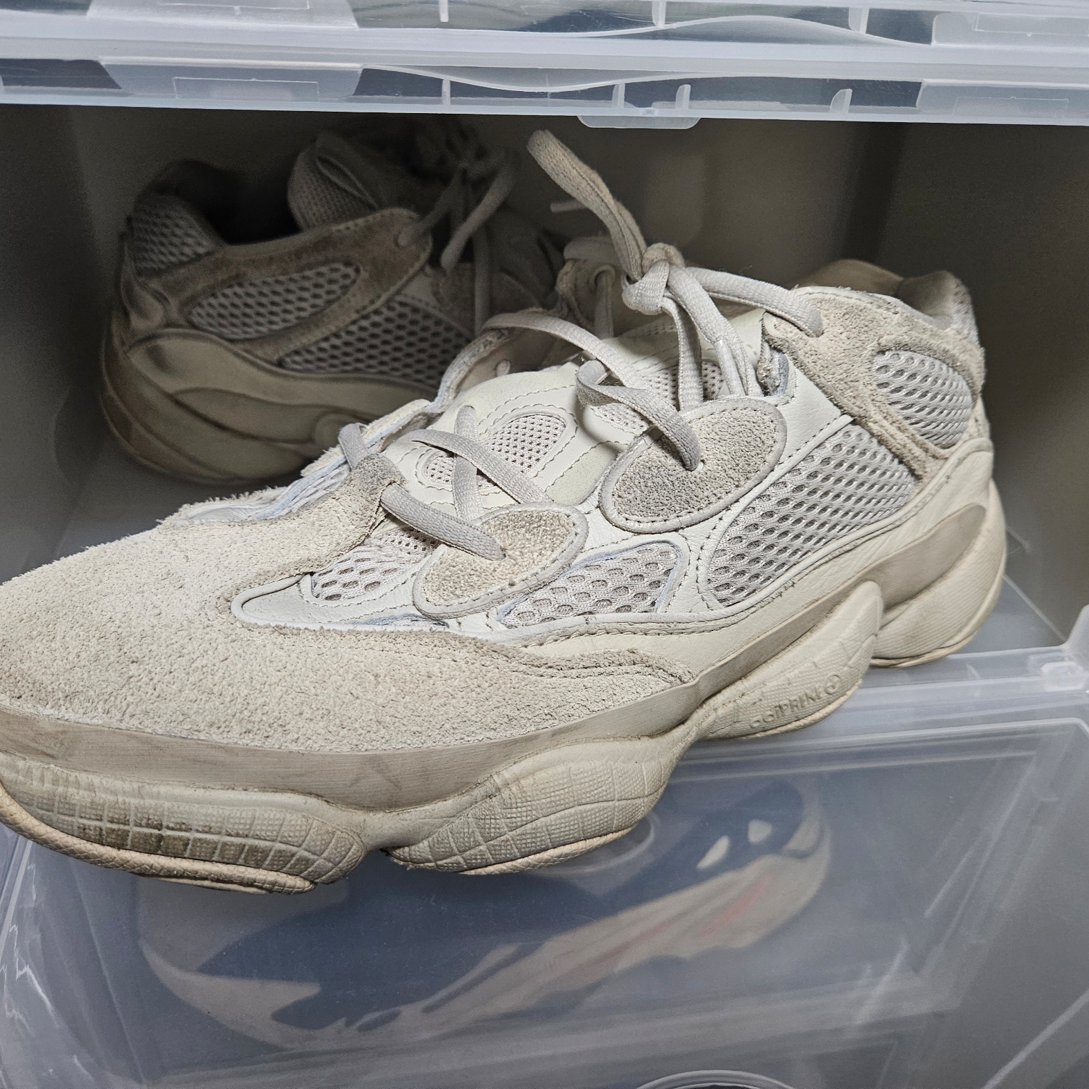 Adidas Yeezy 500 Blush 2022 착용 스타일