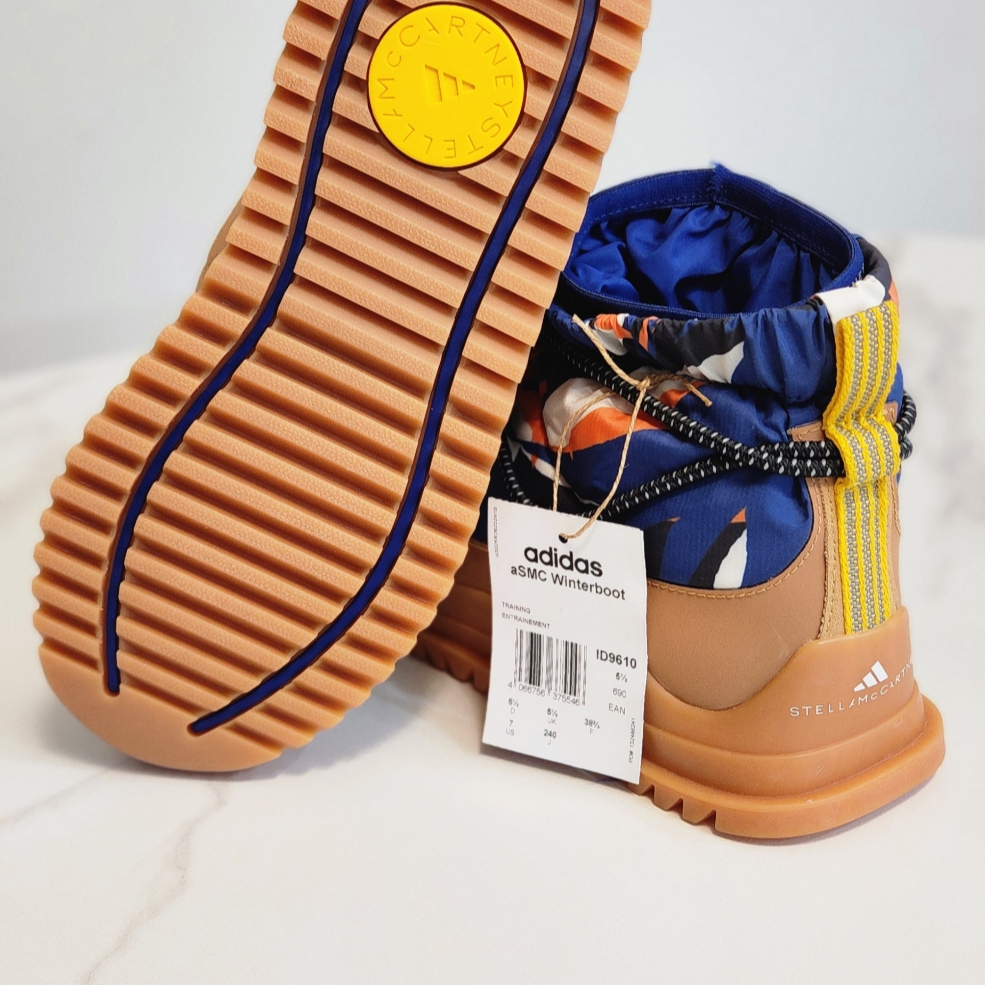 (W) Adidas x Stella McCartney Winterboot Mystery Ink Crew Yellow 착용 스타일 - 2
