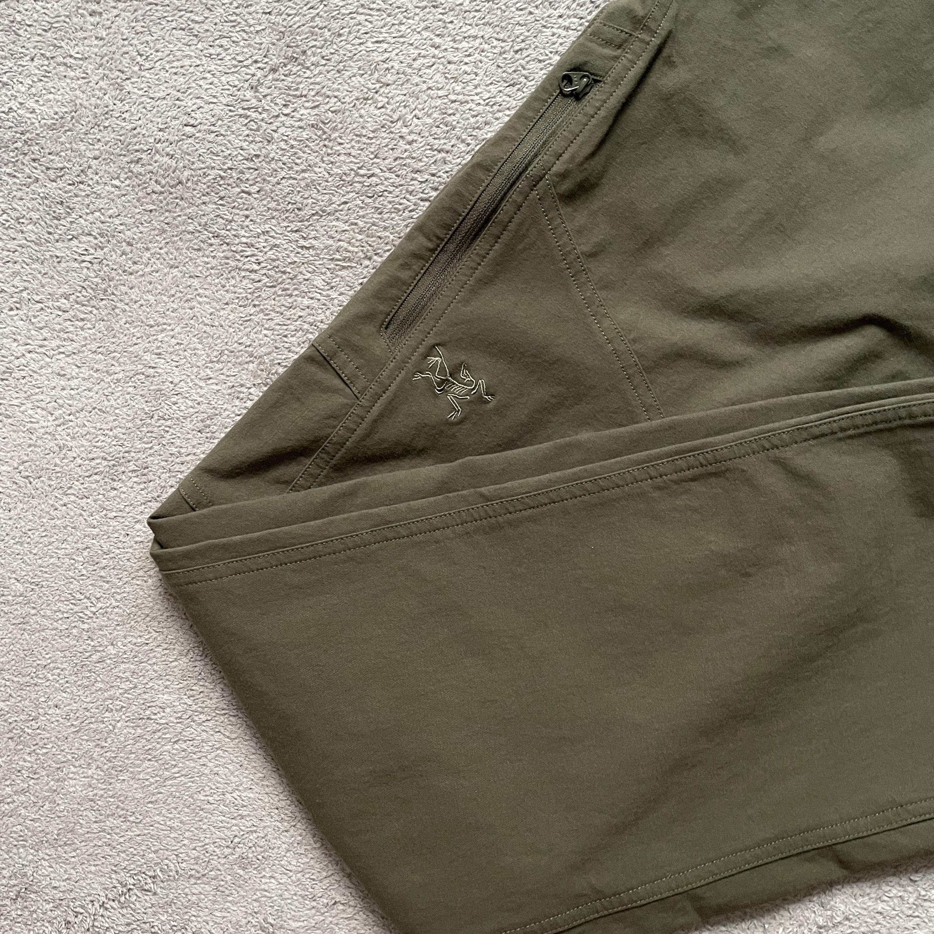 Arc'teryx Cronin Cotton Pants Tatsu 착용 스타일
