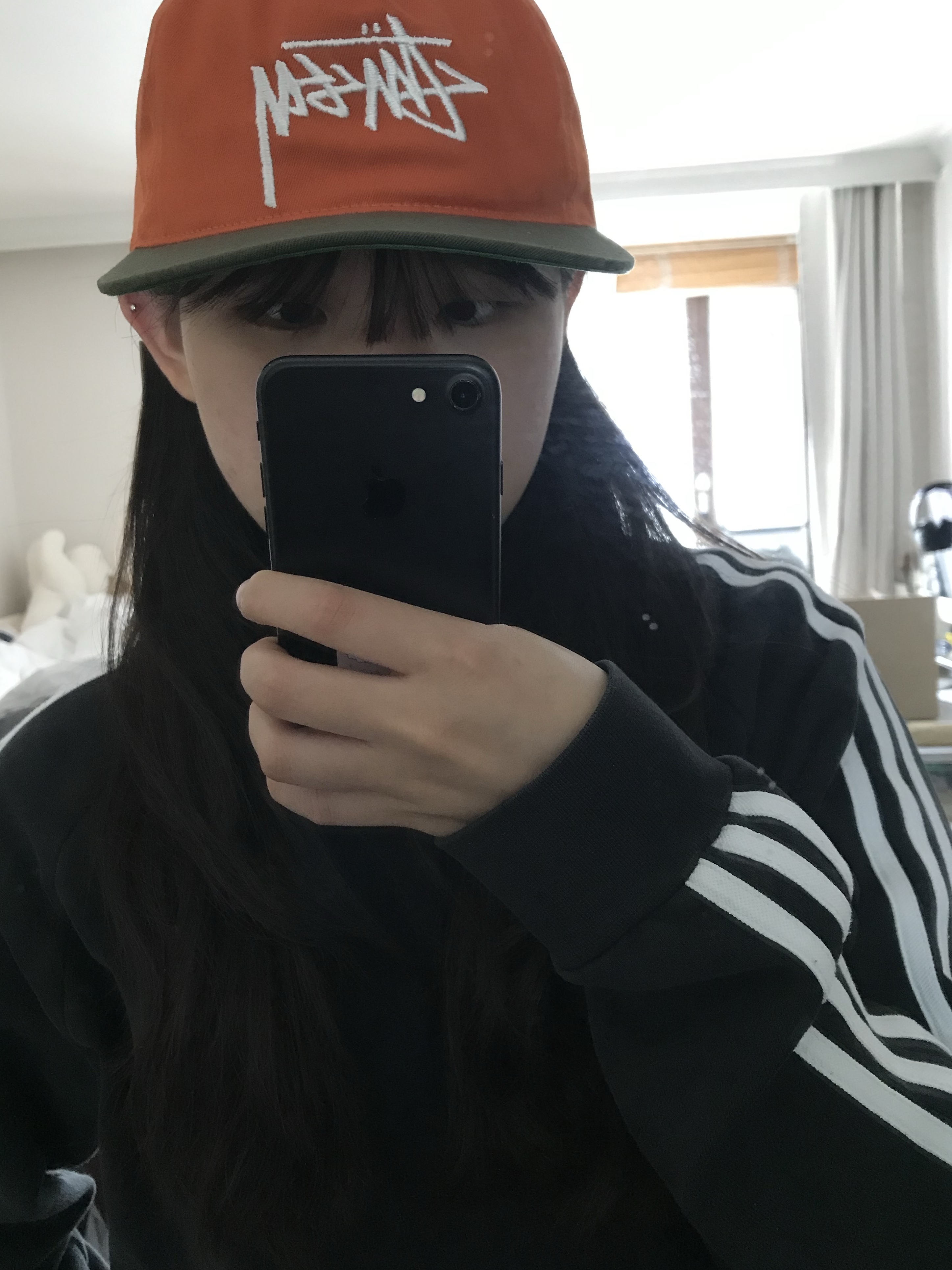 Stussy Mid-Depth Big Stock Snapback Yam 착용 스타일