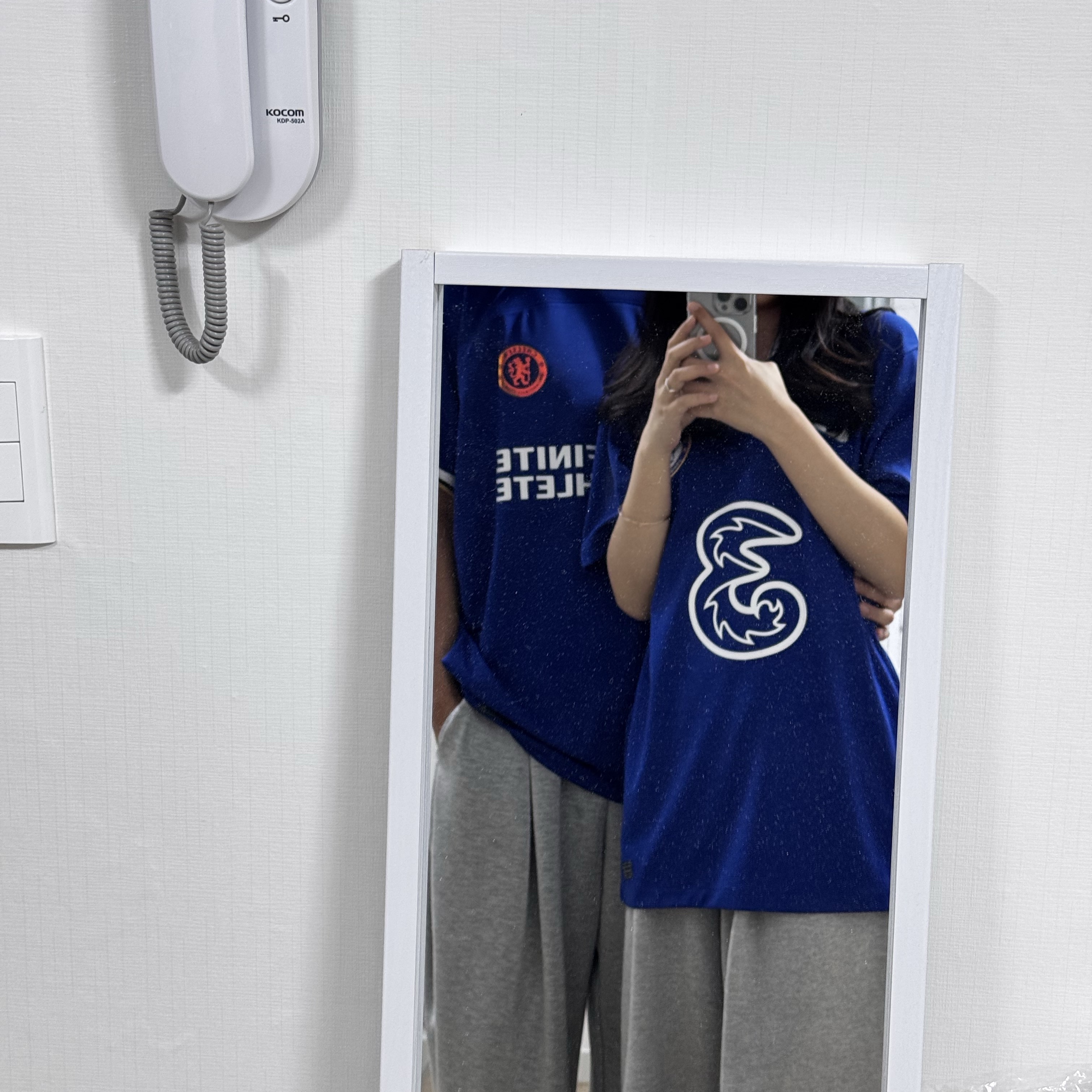 Nike Chelsea FC 2023/24 Stadium Home Dri-Fit Jersey Rush Blue (Non Marking & Non Sponser Ver.) 착용 스타일 - 4