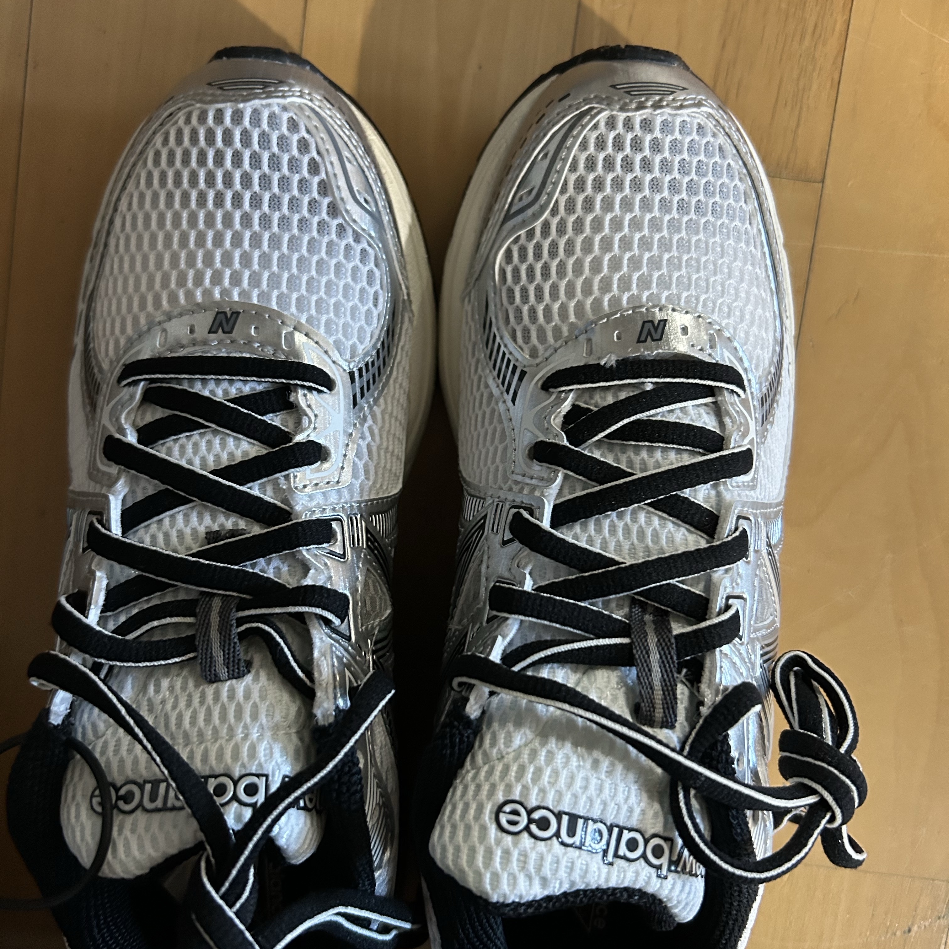 New Balance 860v2 Optic White 착용 스타일 - 2