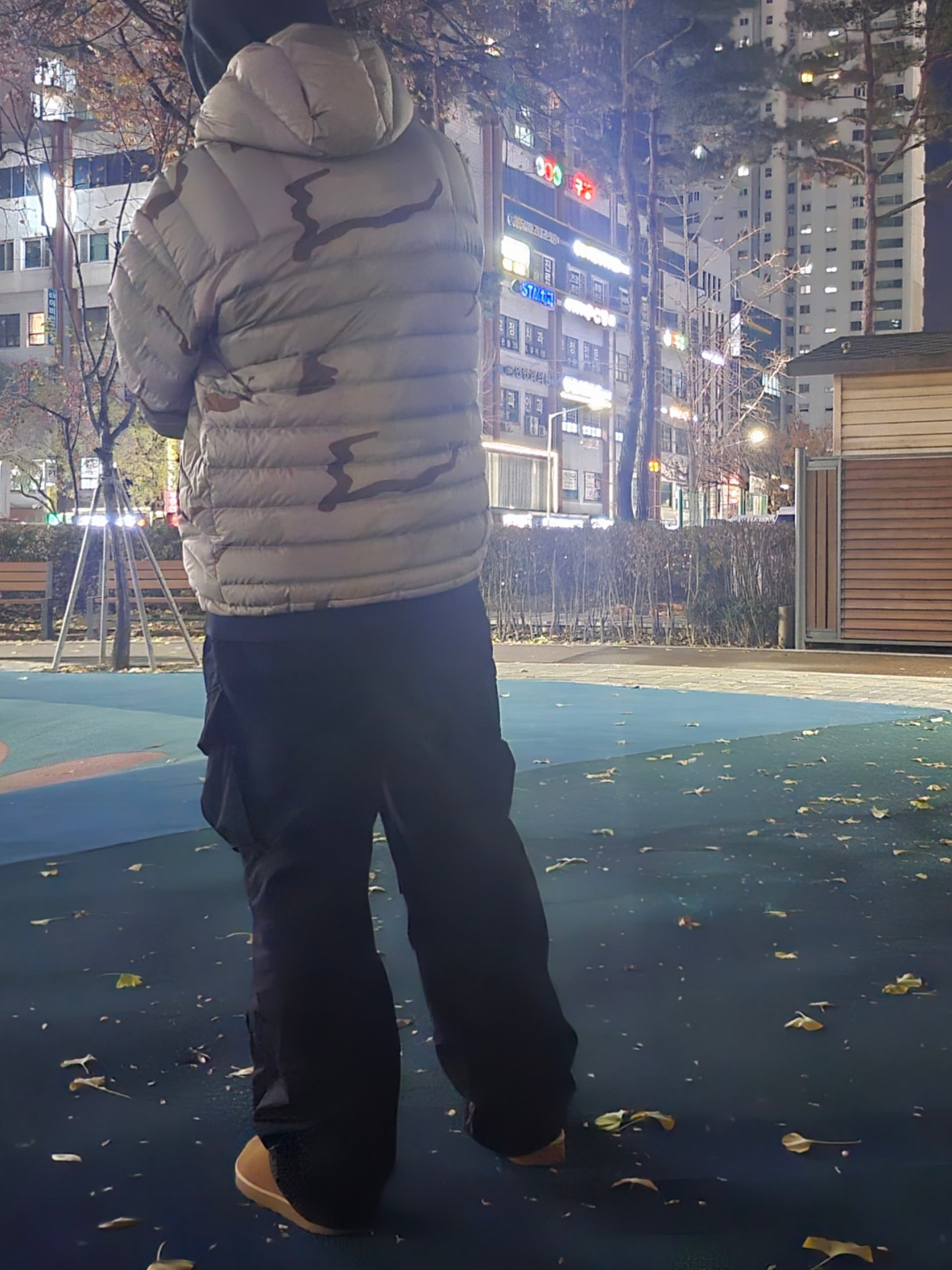 Palace Giant Woven Label Hood Black - 22SS, Palace Zip Pocket Beanie Black - 22SS 착용 스타일 - 4