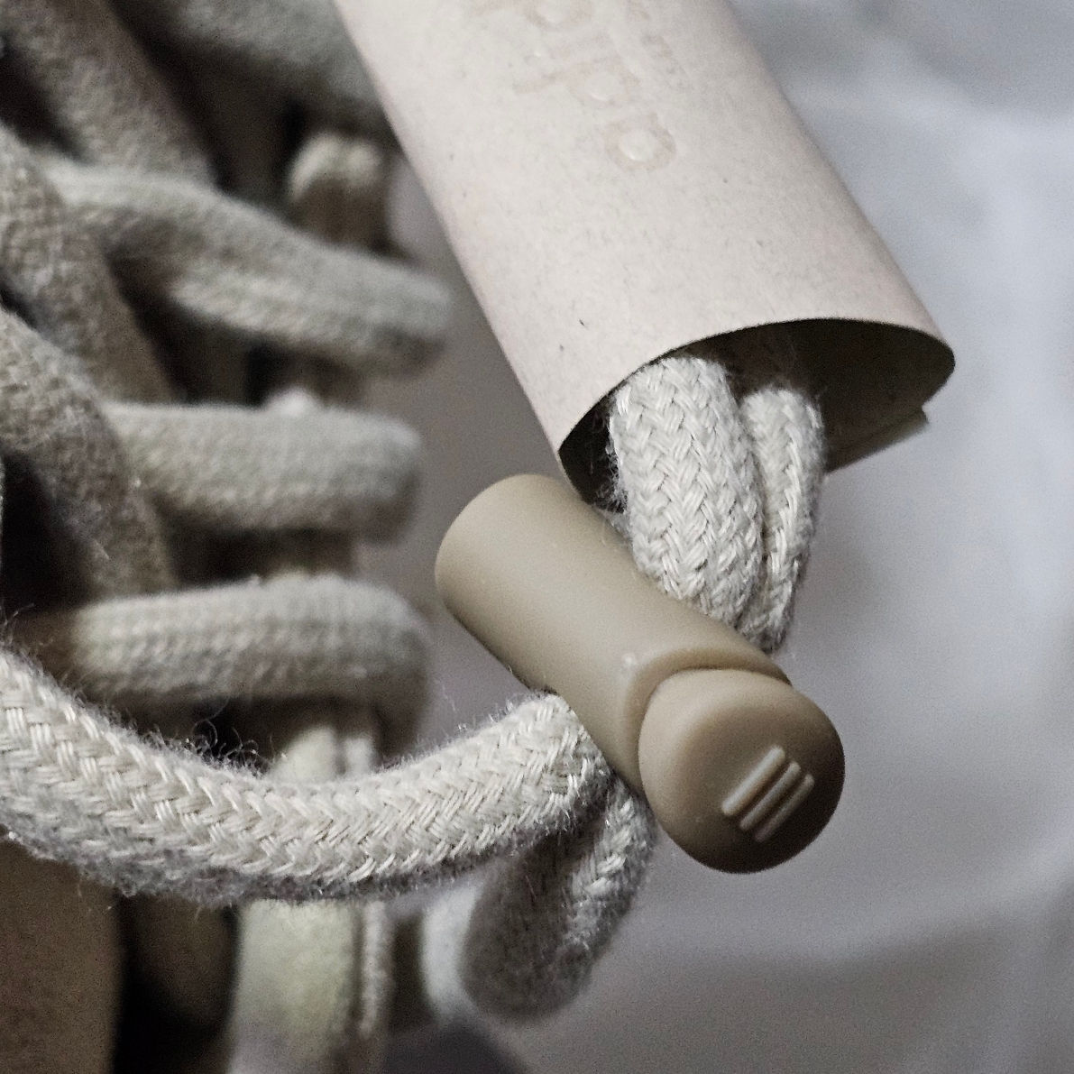 Adidas x Fear of God Athletics 86 Low Sesame 착용 스타일 - 9